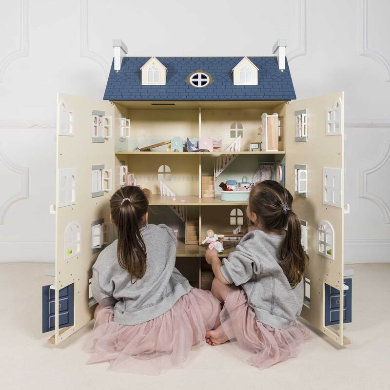 Daisylane Wooden Dollhouse - Princess Castle Playset for Kids, Perfect for Pretend Play & Room Decor | Ideal for Birthday Gifts & Indoor Playtime