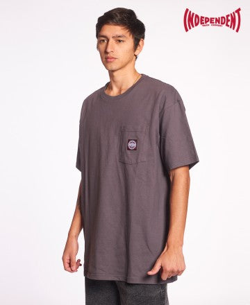 Independent INDY TE MC BTG (J5) SUMMIT PKT T-Shirt - Men's Graphic Tee for Skateboarding & Streetwear Fashion - Perfect for Casual Wear, Concerts, and Urban Lifestyle
