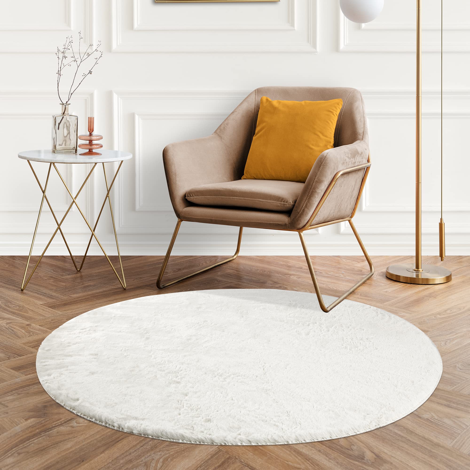 Soft Faux Rabbit Fur Area Rug - Fluffy 5' Round Fuzzy Carpet for Bedroom, Living Room & Sofa | Cozy Home Decor Throw Rug for Chairs, Couches & Floor | Perfect for Winter Warmth & Nursery Comfort