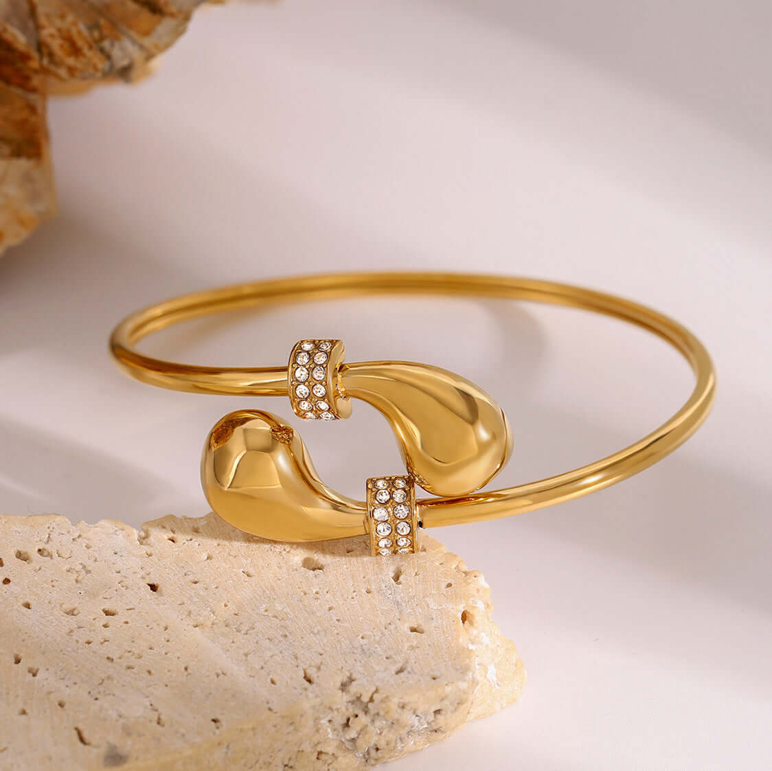 Elegant Teardrop Wrap Bangle Bracelet for Women - JDB8014 | Stylish Boho Jewelry for Parties, Weddings & Everyday Wear