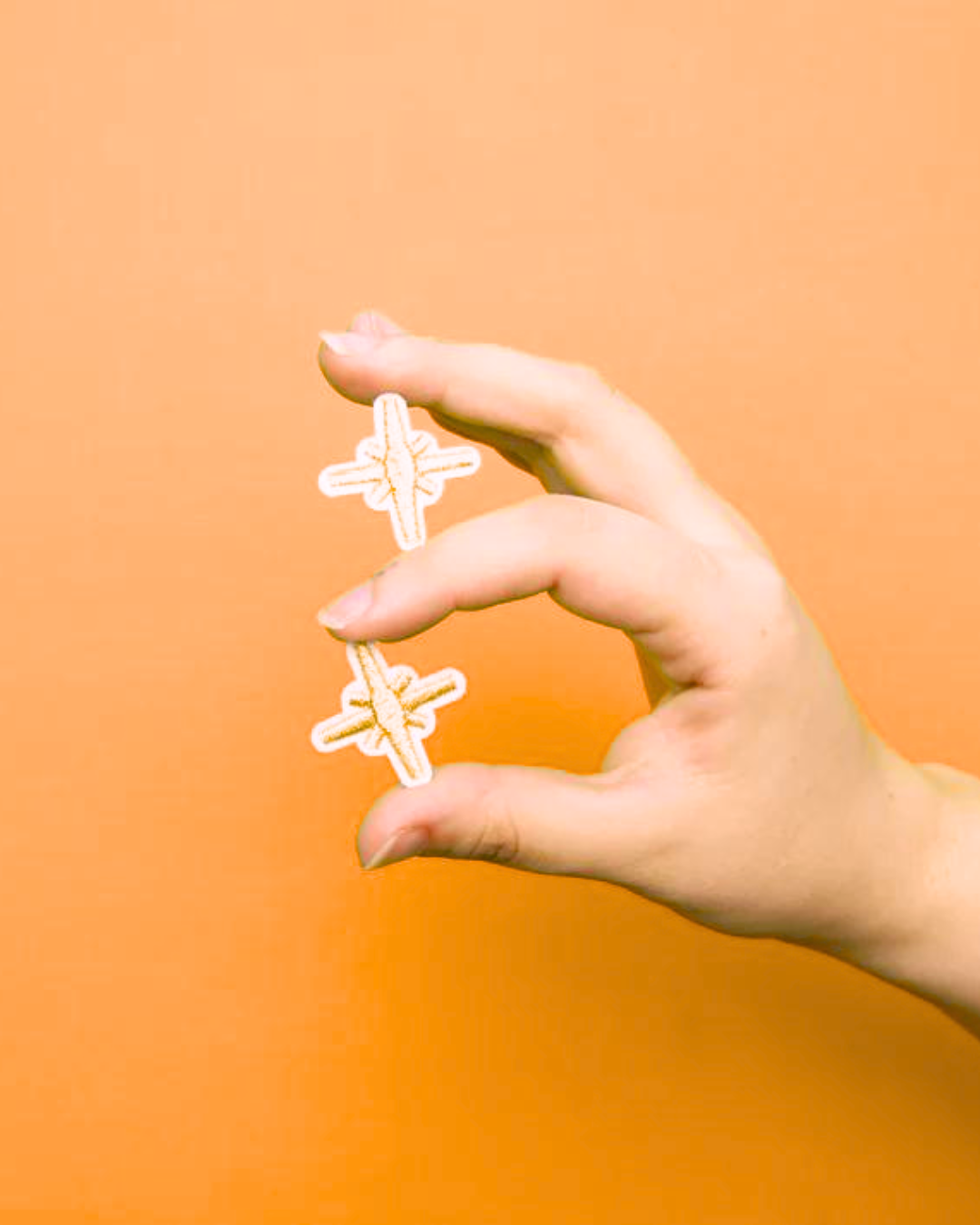 Small Twinkling Gold Stars Hat Patch (2 Pack) - Iron-On Embroidered Patches for DIY Crafts, Hats, Jackets & Backpacks - Perfect for Costumes, Fashion & DIY Projects