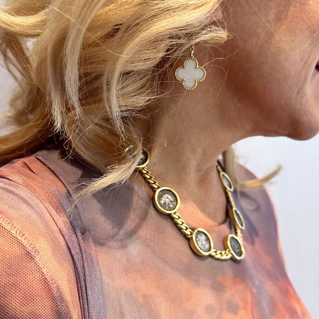 Vintage Bvlgari Bulgari 18k Yellow Gold 7 Antique Coin Monete Link Necklace - Luxury Italian Jewelry for Women, Perfect for Parties & Special Occasions