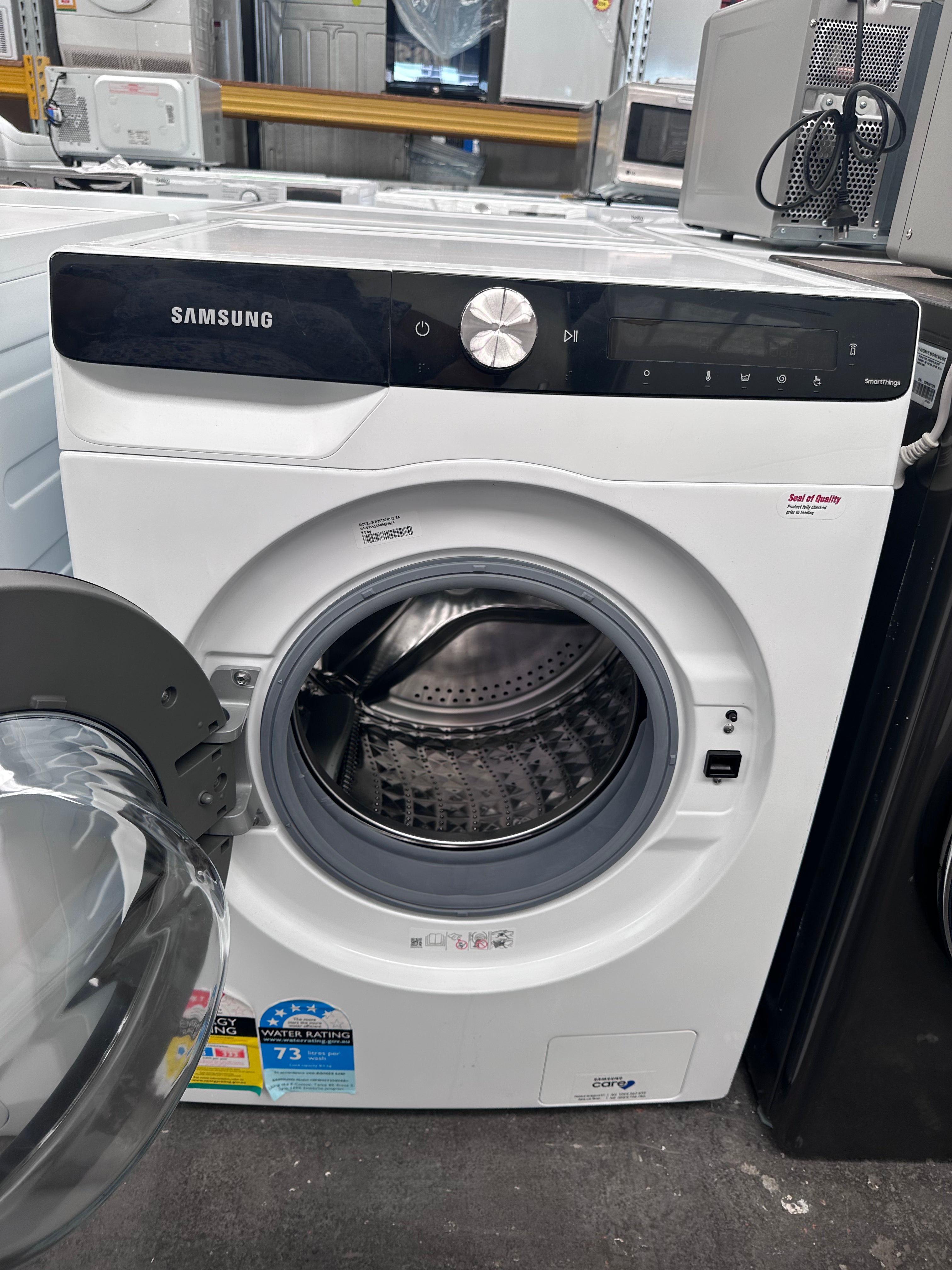 Refurbished Samsung 8.5kg Front Load Washing Machine with BubbleWash Technology - Perfect for Apartments, Small Homes & Laundry Rooms (Energy Efficient)