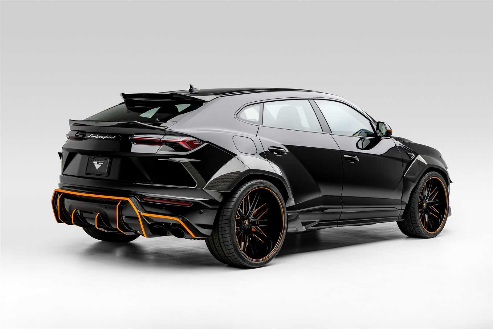 Lamborghini Urus Rampante Edizione Program - Luxury SUV Car Model for Collectors & Display | Perfect for Home Decor, Office Display & Car Enthusiast Gifts