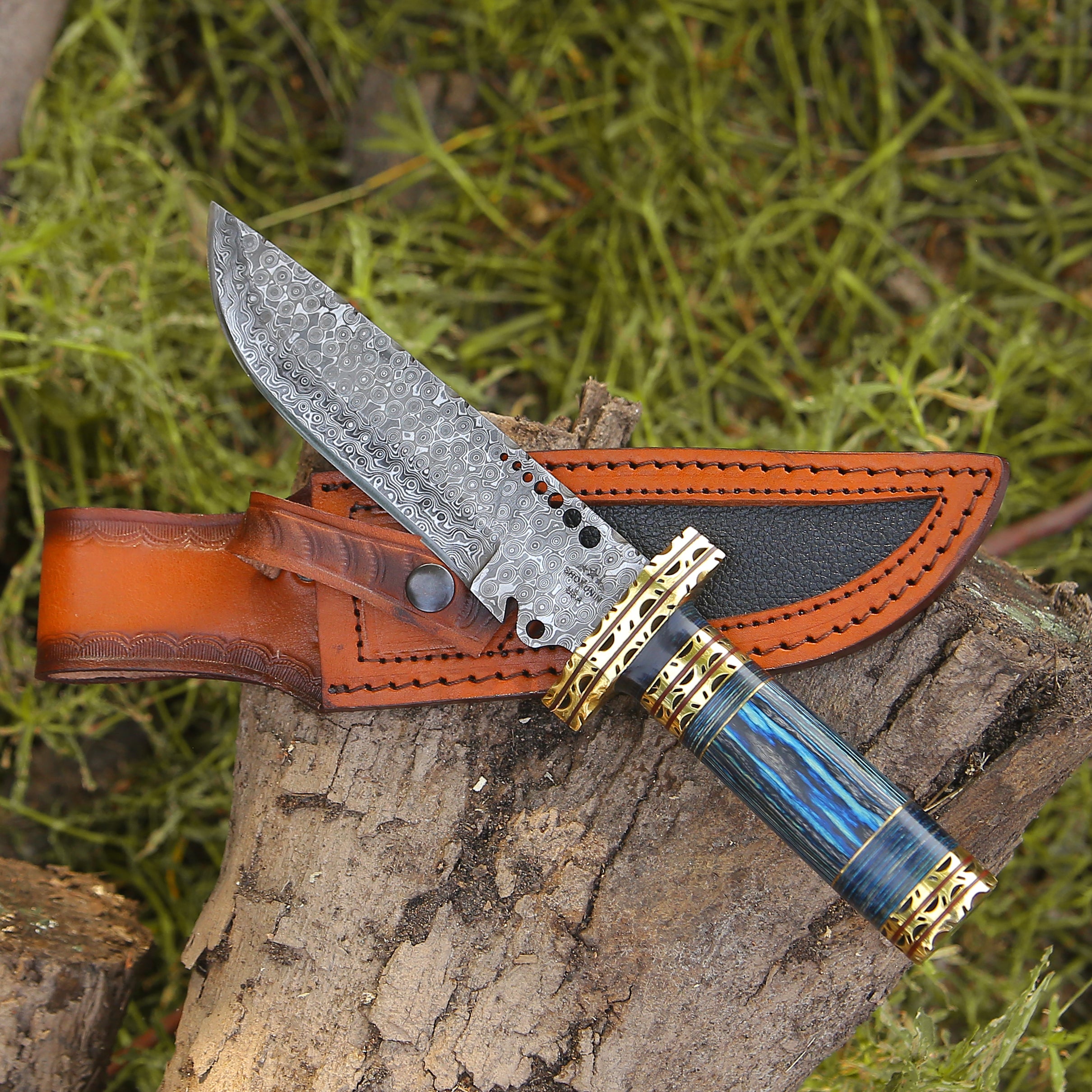 Premium Damascus Steel Shadowblade Bowie Knife - Razor Sharp Hunting Knife with Pakkawood Handle & Leather Sheath - Perfect for Outdoor Camping, Survival & Bushcraft Activities
