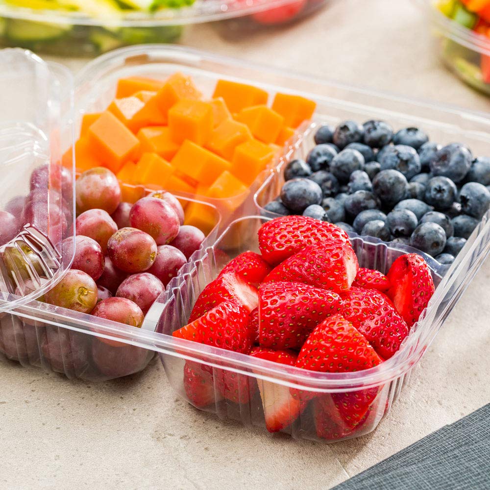 Restaurantware Thermo Tek 8.3 x 2.2 Inch Disposable Plastic Serving Platters with Lids - 100 Pack Square 4-Compartment Clear Veggie & Fruit Trays for Parties, Catering, Buffets, and Appetizer Displays