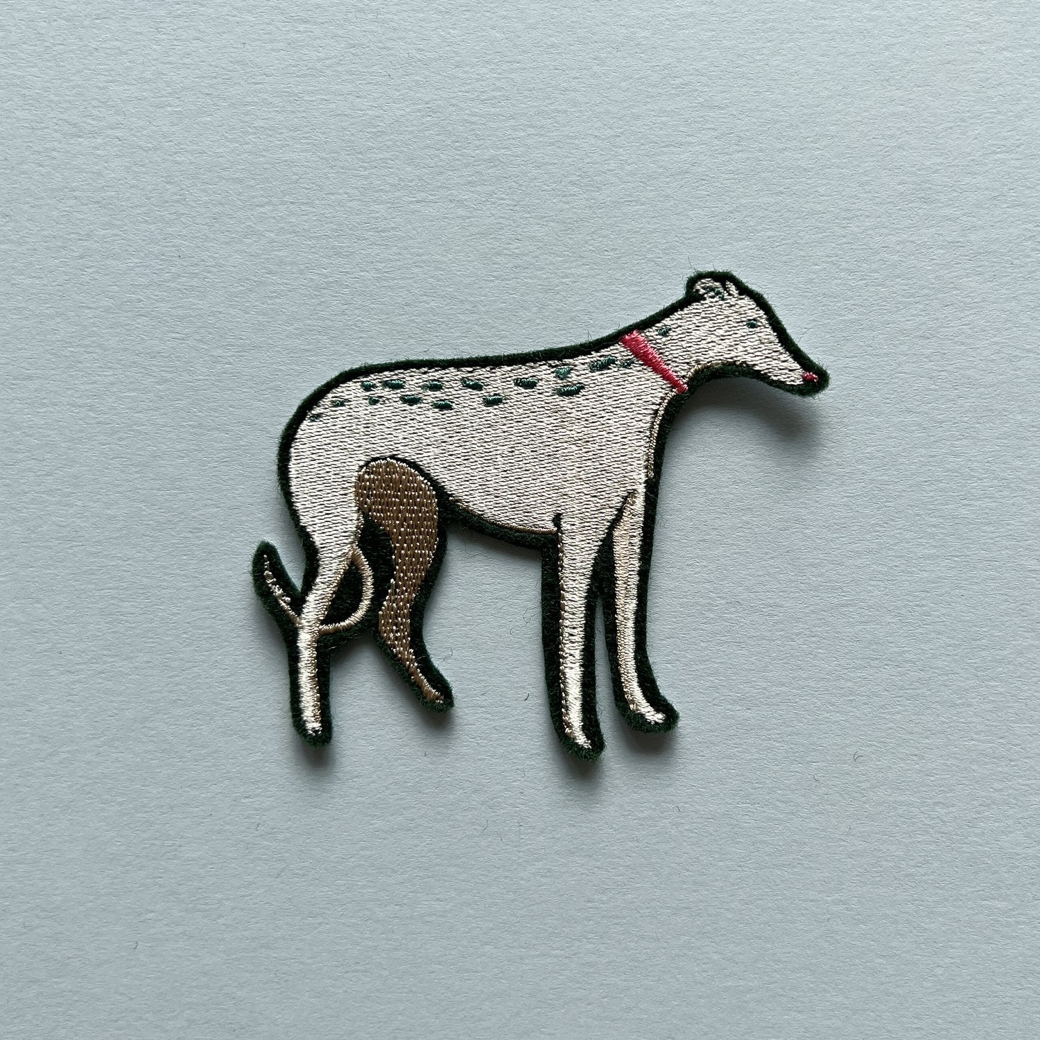 Bryony Moss Silver Hound Patch - Vintage Style Iron-On Embroidered Patch for Jackets, Bags & DIY Crafts - Perfect for Bikers, Fashion Enthusiasts & Custom Clothing Projects