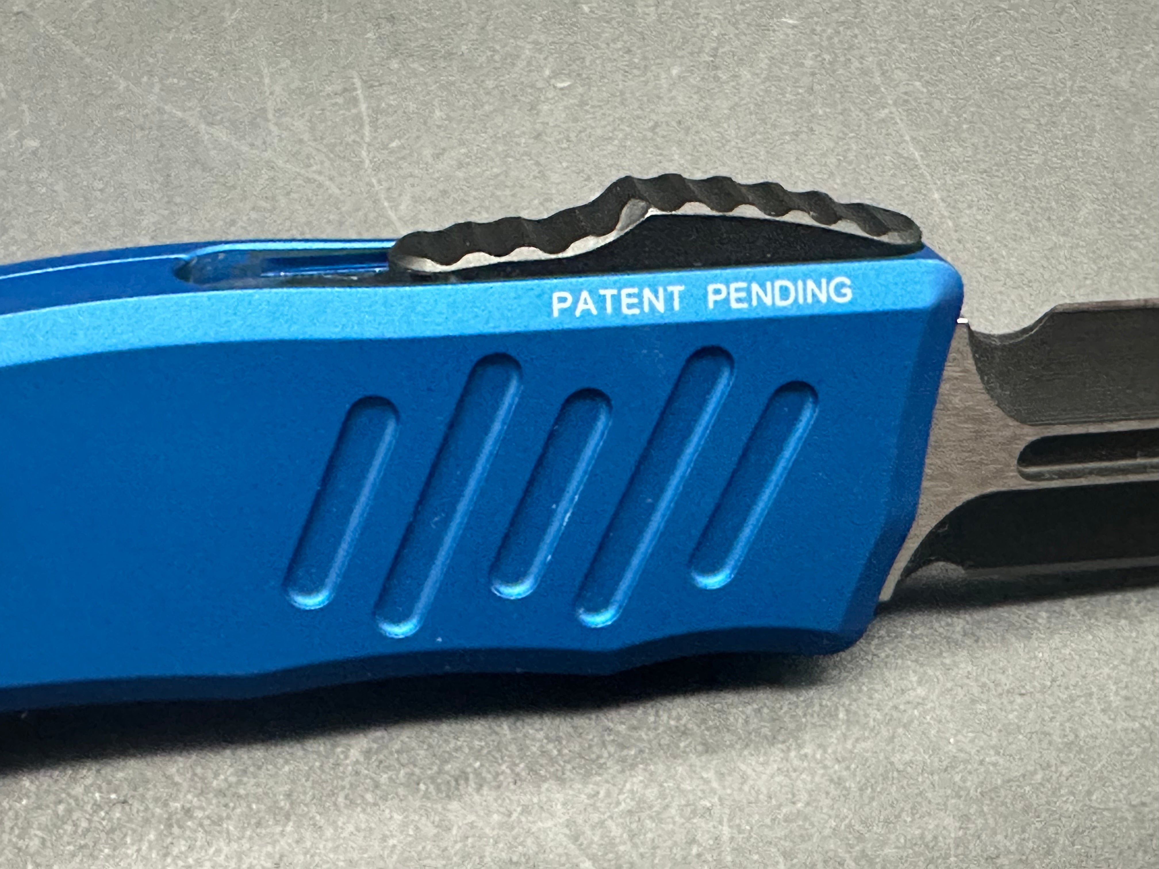 Guardian Tactical RECON-035 Double Action OTF Automatic Knife - Blue Two-Tone Blade (3.3