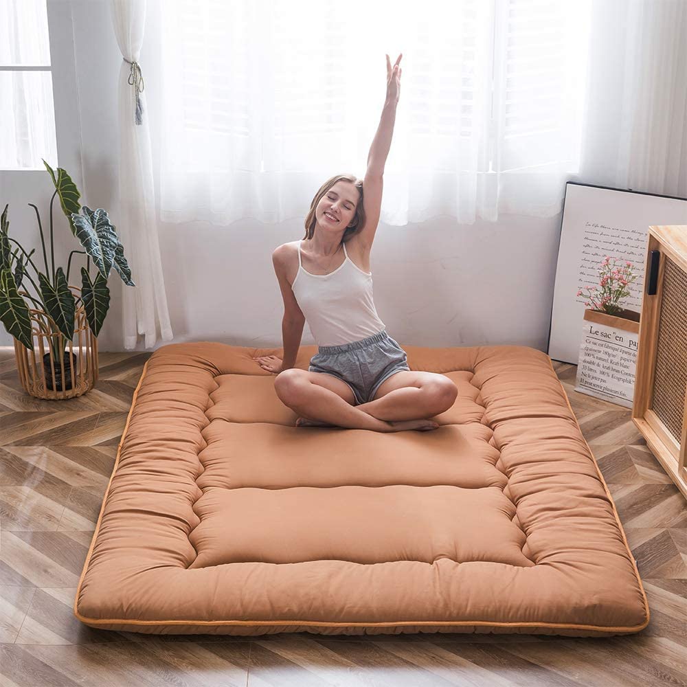 MAXYOYO Japanese Floor Futon Mattress - Portable Foldable Tatami Mattress for Guest Bed, Camping & Small Space Living | Comfortable Floor Sleeping Solution