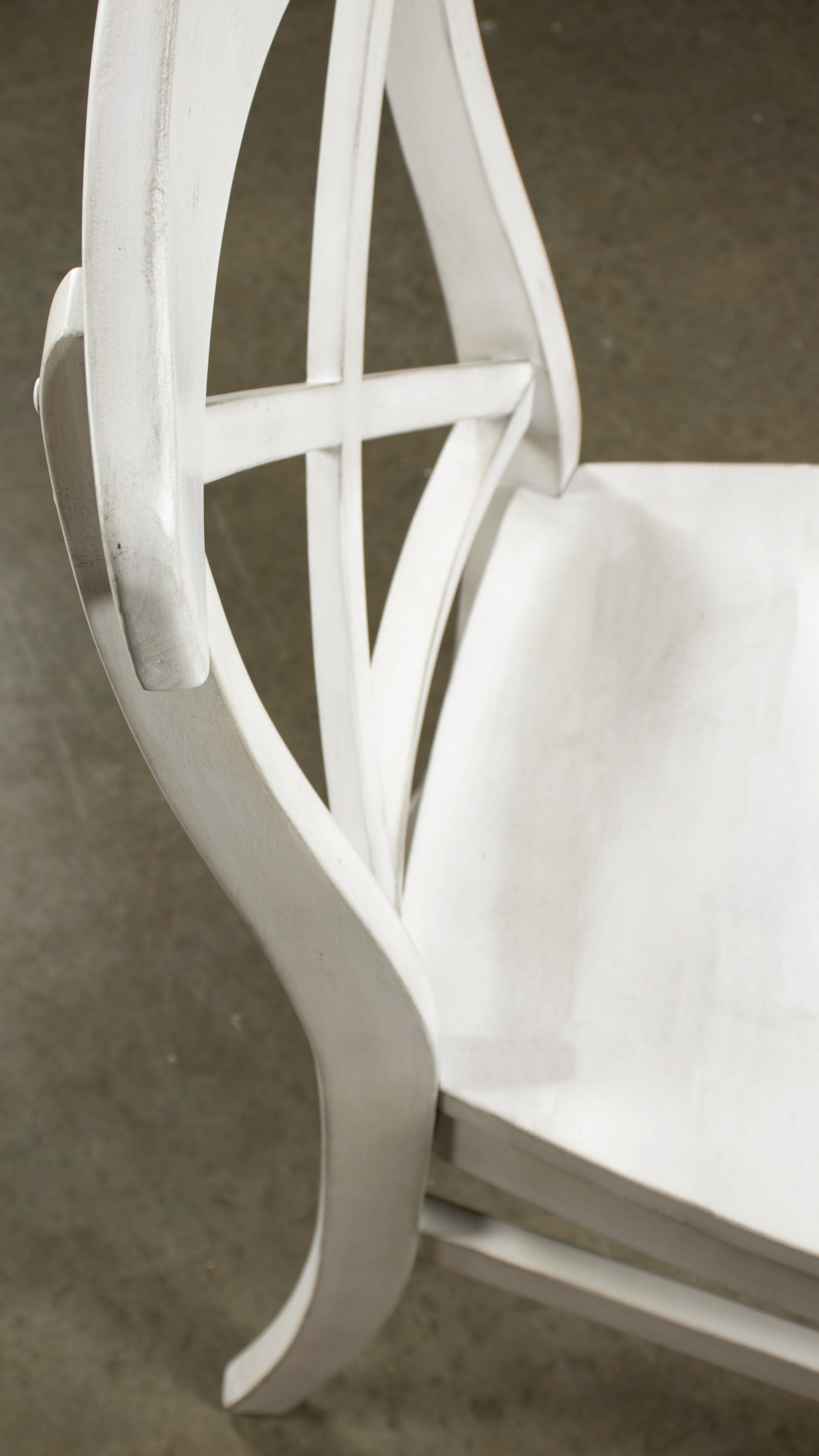 Roundhill Furniture Harola Cross Back Dining Chairs - Set of 2, Smoky White Finish - Modern Farmhouse Side Chairs for Kitchen, Dining Room & Breakfast Nook
