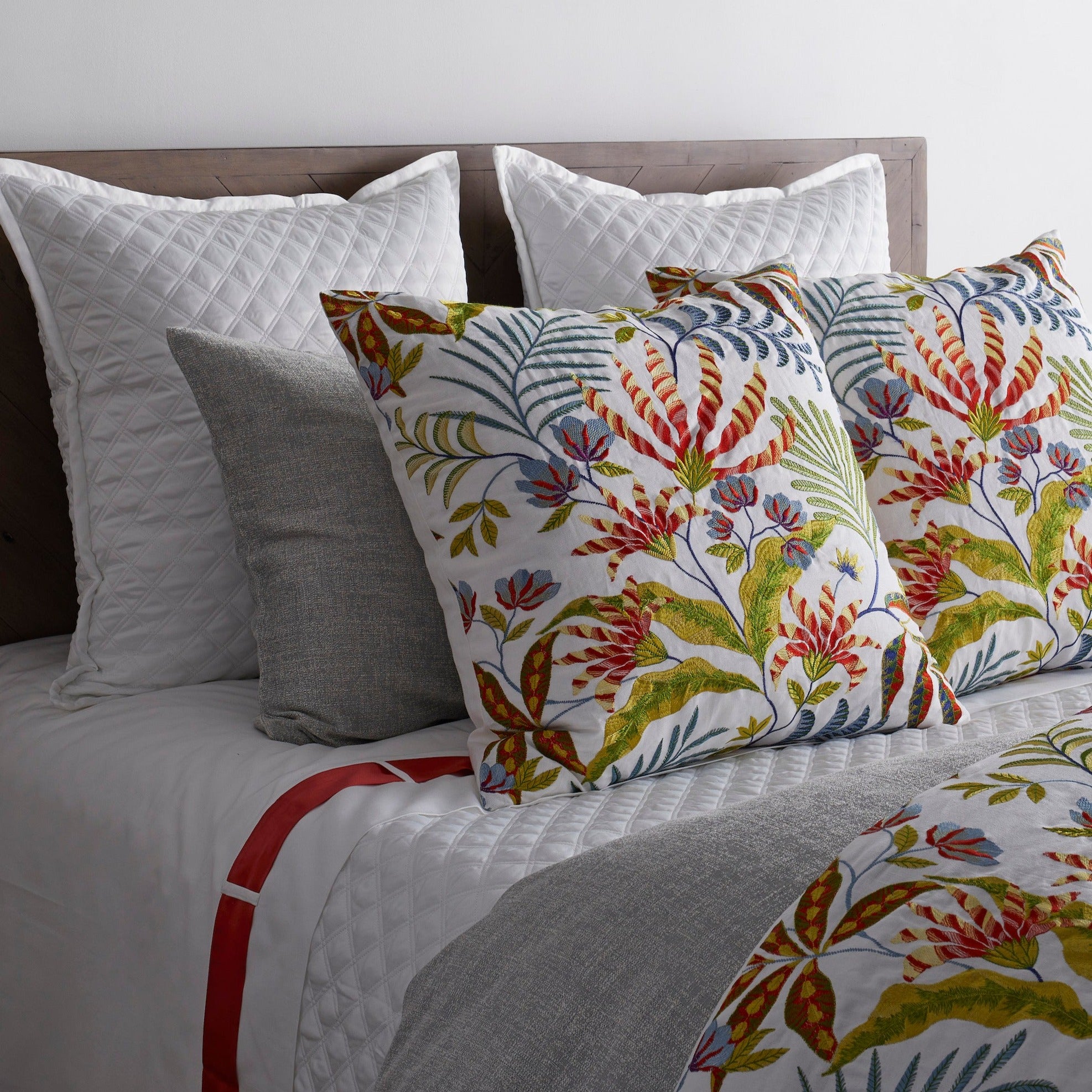 Premium Double Diamond Coverlet Set - Soft & Breathable White Bedding for Ultimate Comfort - Perfect for Guest Rooms, Master Bedrooms & Cozy Home Decor
