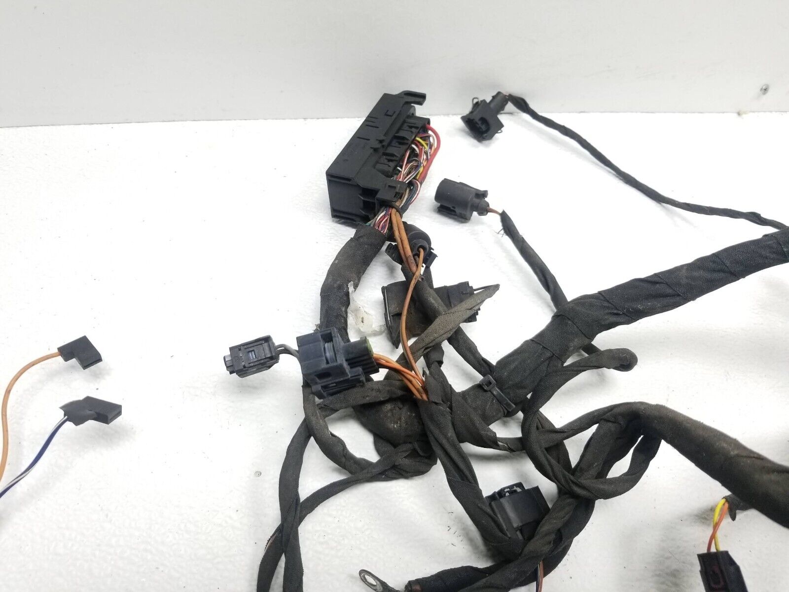 2006-2011 Mercedes ML500 Under Hood Wire Harness OEM Replacement Part - Perfect for Engine Bay Wiring Repair & Maintenance