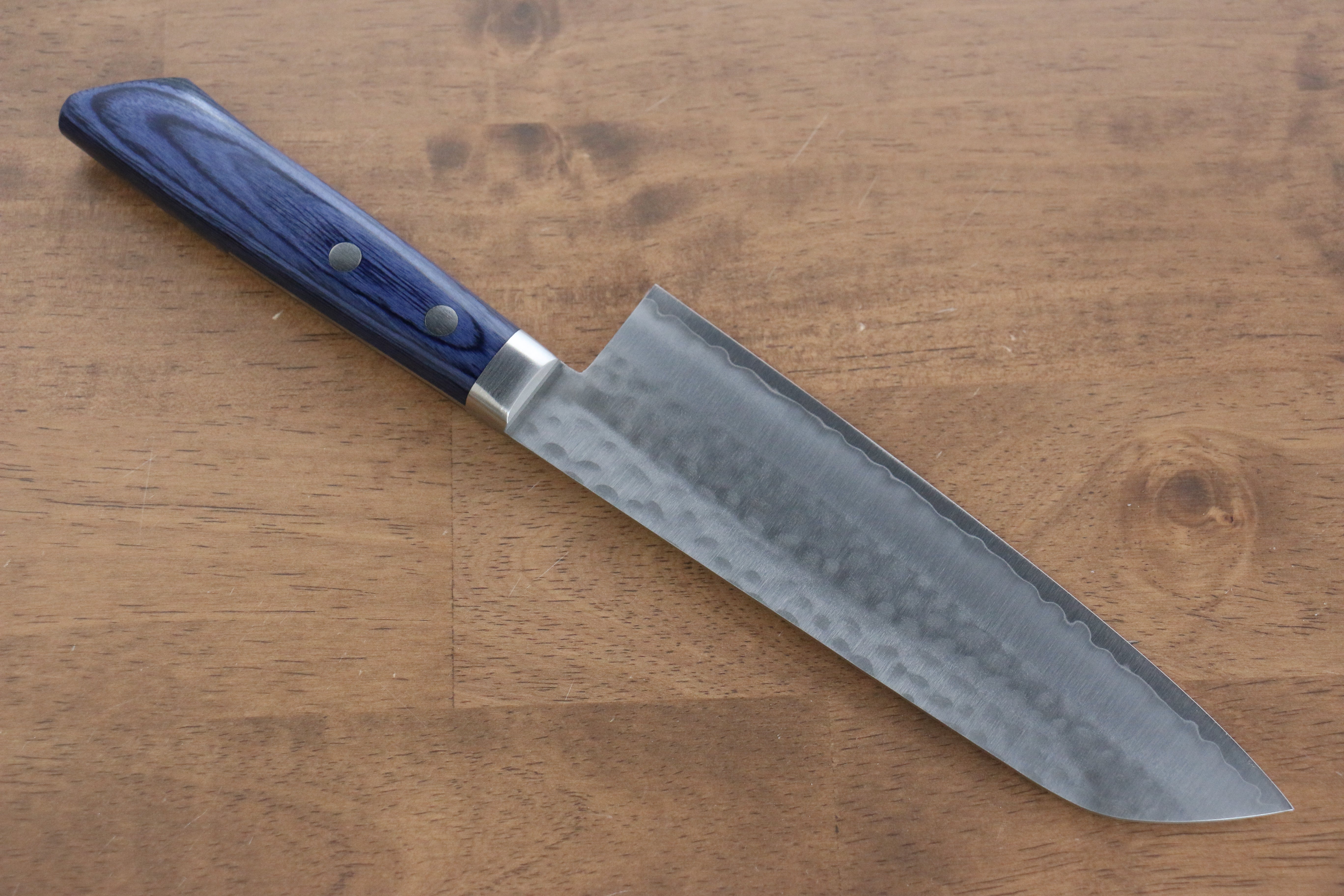 Premium Kunihira VG1 Hammered Santoku Knife 170mm - Japanese Blue Pakkawood Handle - Perfect for Slicing, Dicing & Chopping Vegetables, Meat & Fish