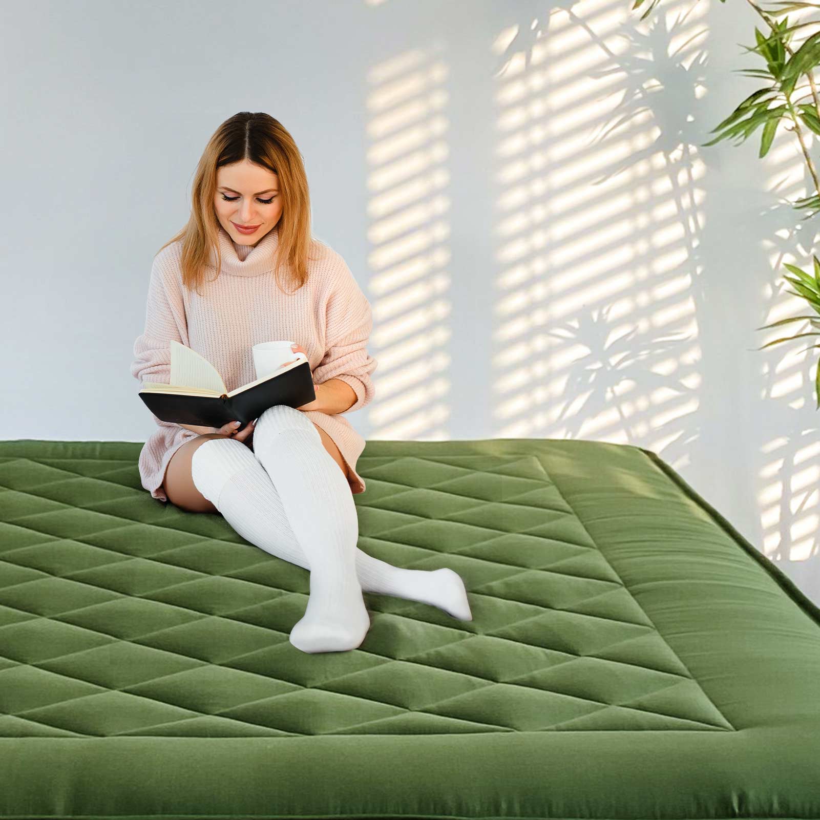 MAXYOYO 6-Inch Extra Thick Japanese Floor Futon Mattress - Premium Diamond Quilting Design for Bedroom, Guest Room & Small Spaces - Green (Queen Size) | Ideal for Apartments, Dorms, Sleepovers & Minimalist Living