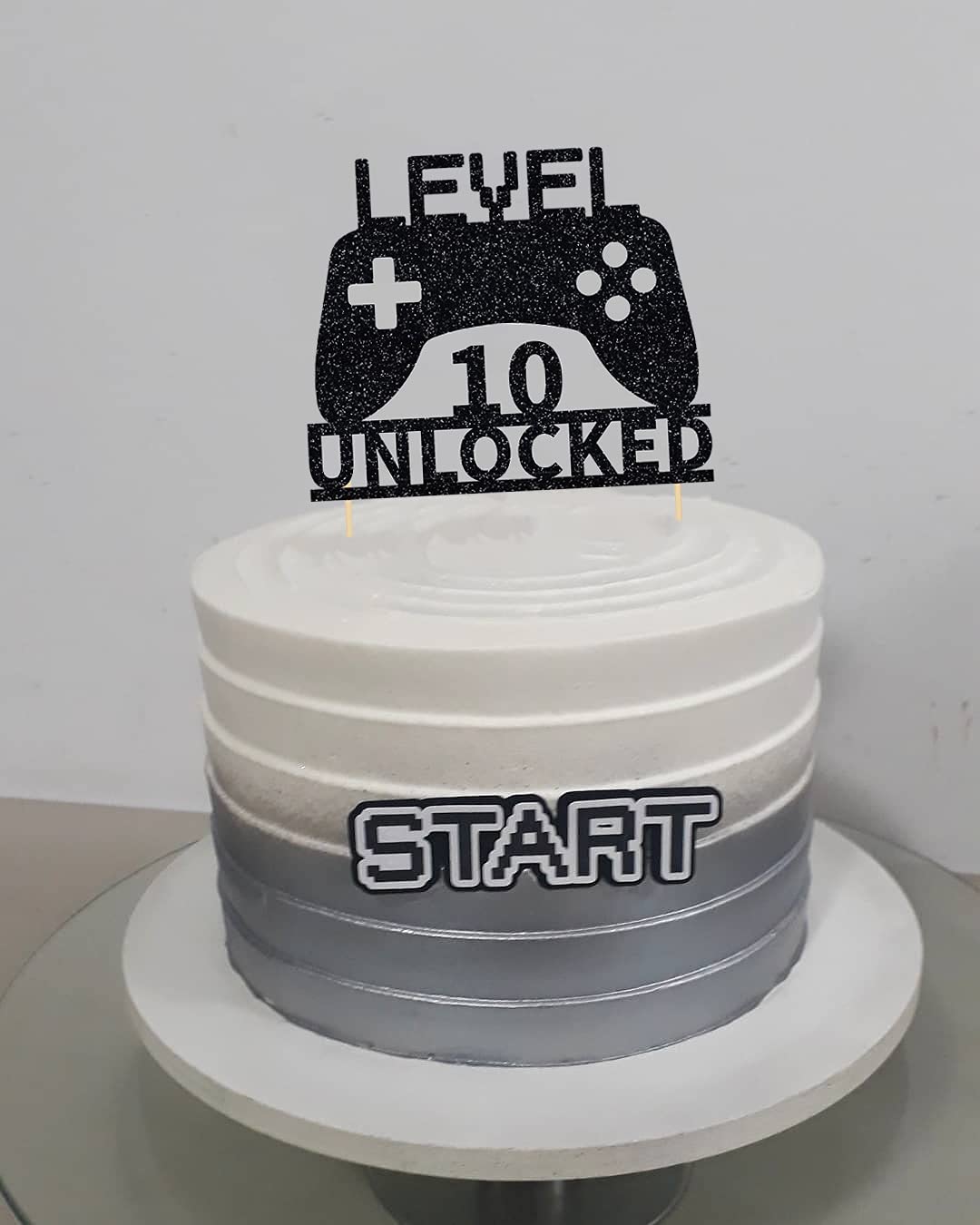 Level 10 Unlocked Video Game Cake Topper - Game Controller Birthday Decor for 10th Birthday Party | Perfect for Gamer Cakes, Gaming Themed Parties & Milestone Celebrations