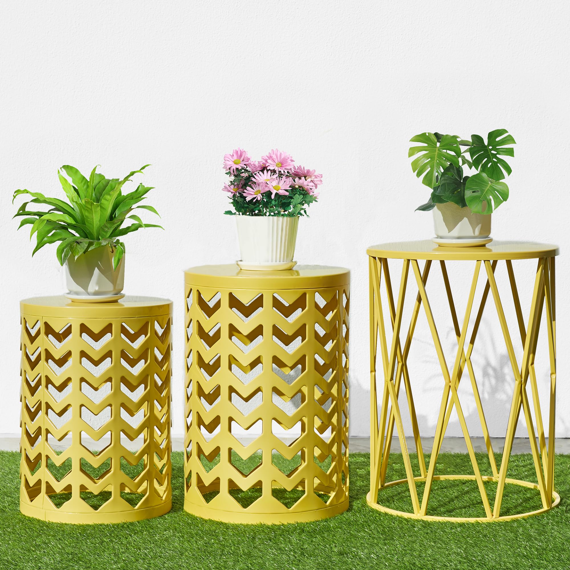 Y&M Set of 3 Round Nesting Metal Coffee Tables - Indoor/Outdoor Side Tables, End Tables, Plant Stands & Decorative Stools - Heavy Duty Yellow Garden Furniture (Perfect for Living Room, Patio, Balcony & Office Decor) - Ships from USA