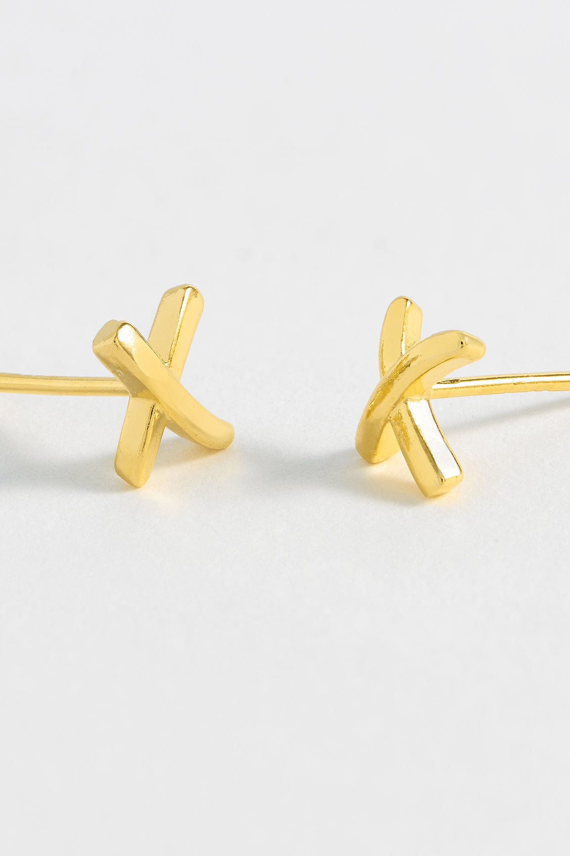 Kiss Studs Ebe5593G - Stylish Rhinestone Earrings for Women, Perfect for Parties, Weddings & Evening Events