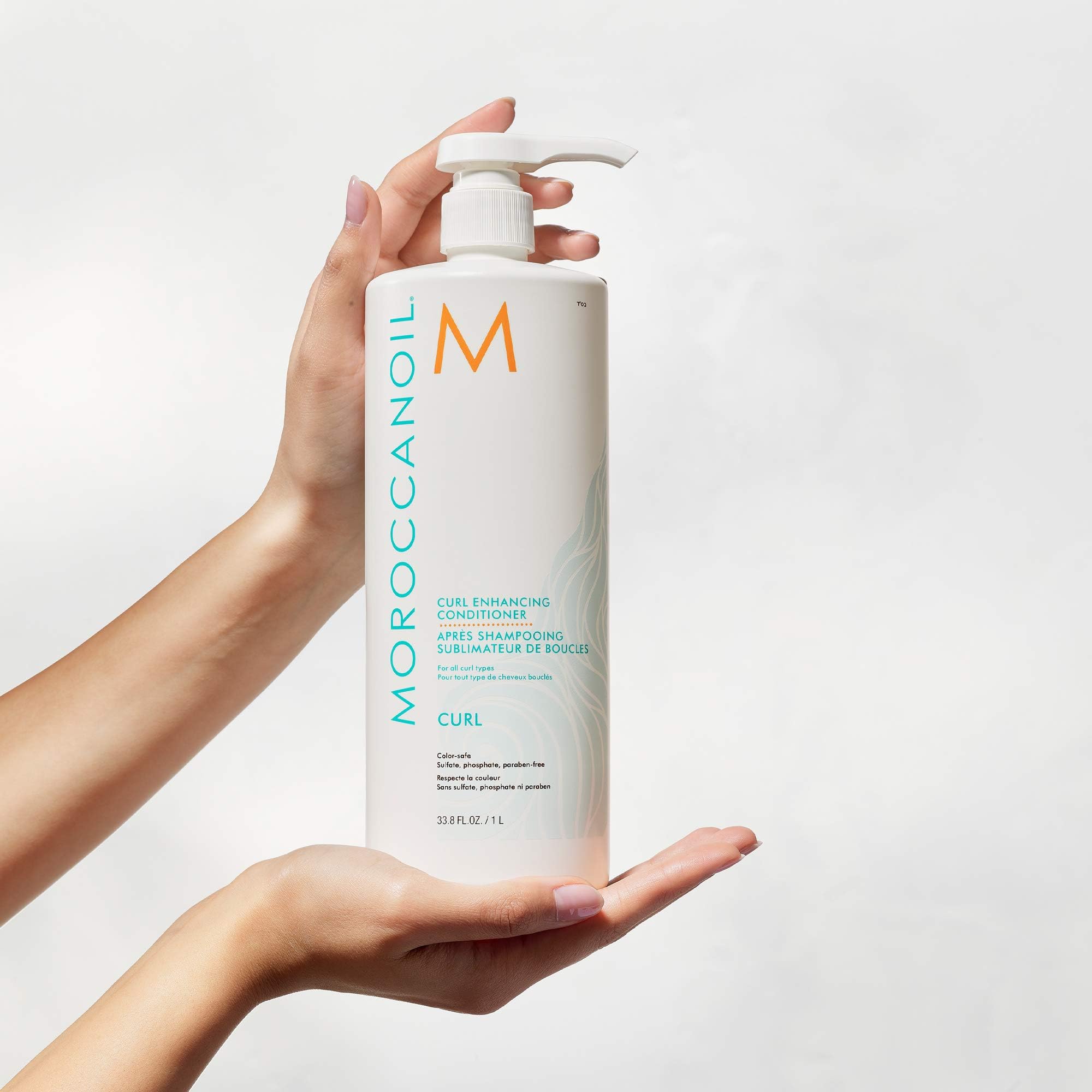 Moroccanoil Curl Enhancing Conditioner for Curly Hair - Hydrating & Frizz Control Hair Treatment with Argan Oil - Perfect for Daily Use & Salon-Quality Results