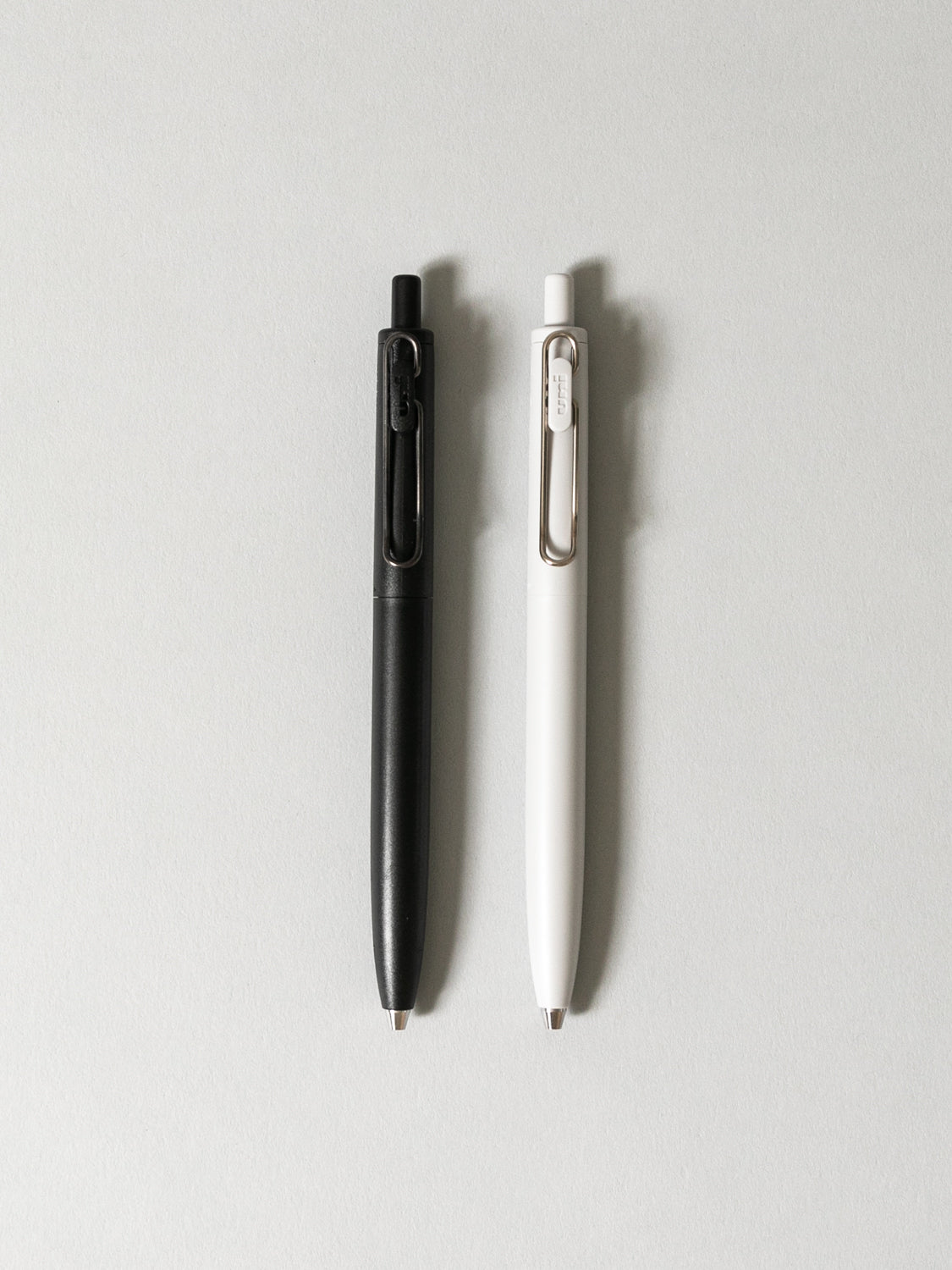 Uni-Ball One Gel Pen - Smooth Writing, No-Smear Ink - Perfect for Office, School & Note-Taking (Black Ink, 0.7mm)