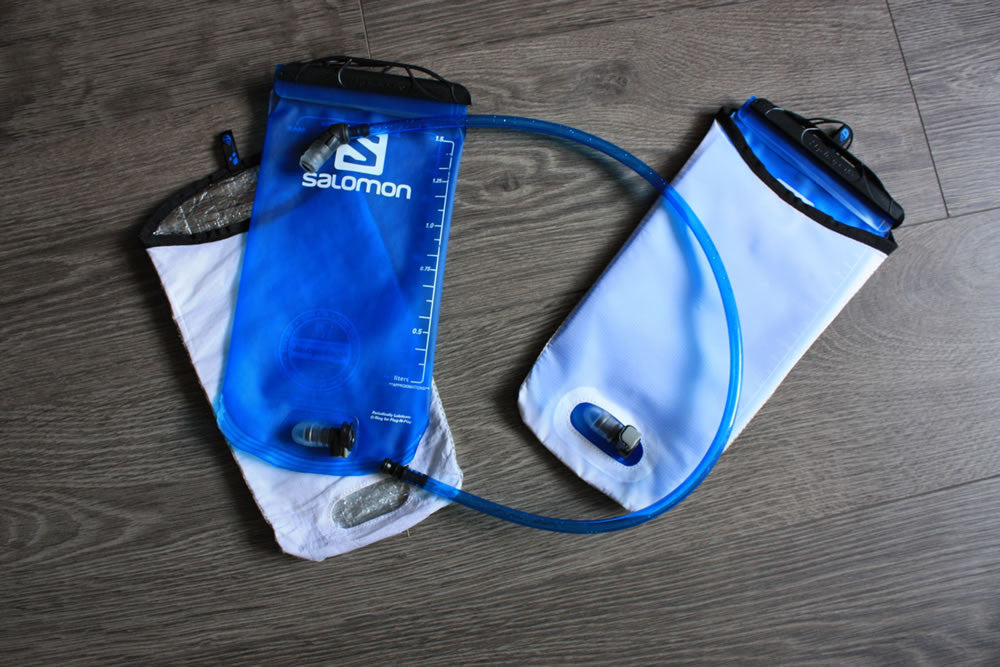 Salomon Soft Reservoir 50.7oz (1.5 Litres) - Lightweight Hydration Bladder for Hiking, Running & Outdoor Adventures - BPA Free Water Storage for Backpacks & Hydration Packs