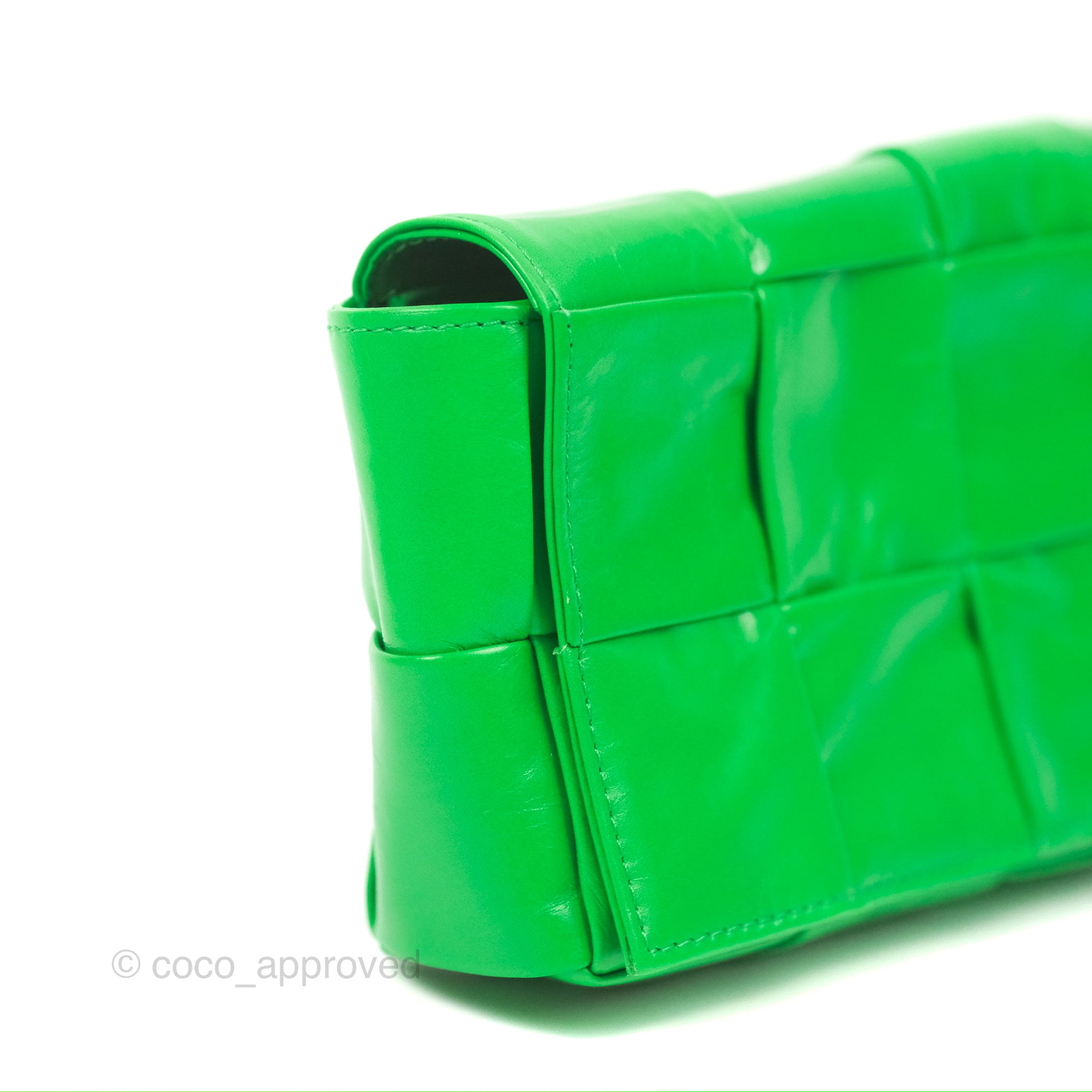 Bottega Veneta Mini Cassette Belt Bag - Parakeet Green Intreccio Leather Crossbody Bag for Women | Perfect for Everyday Use, Travel & Night Out