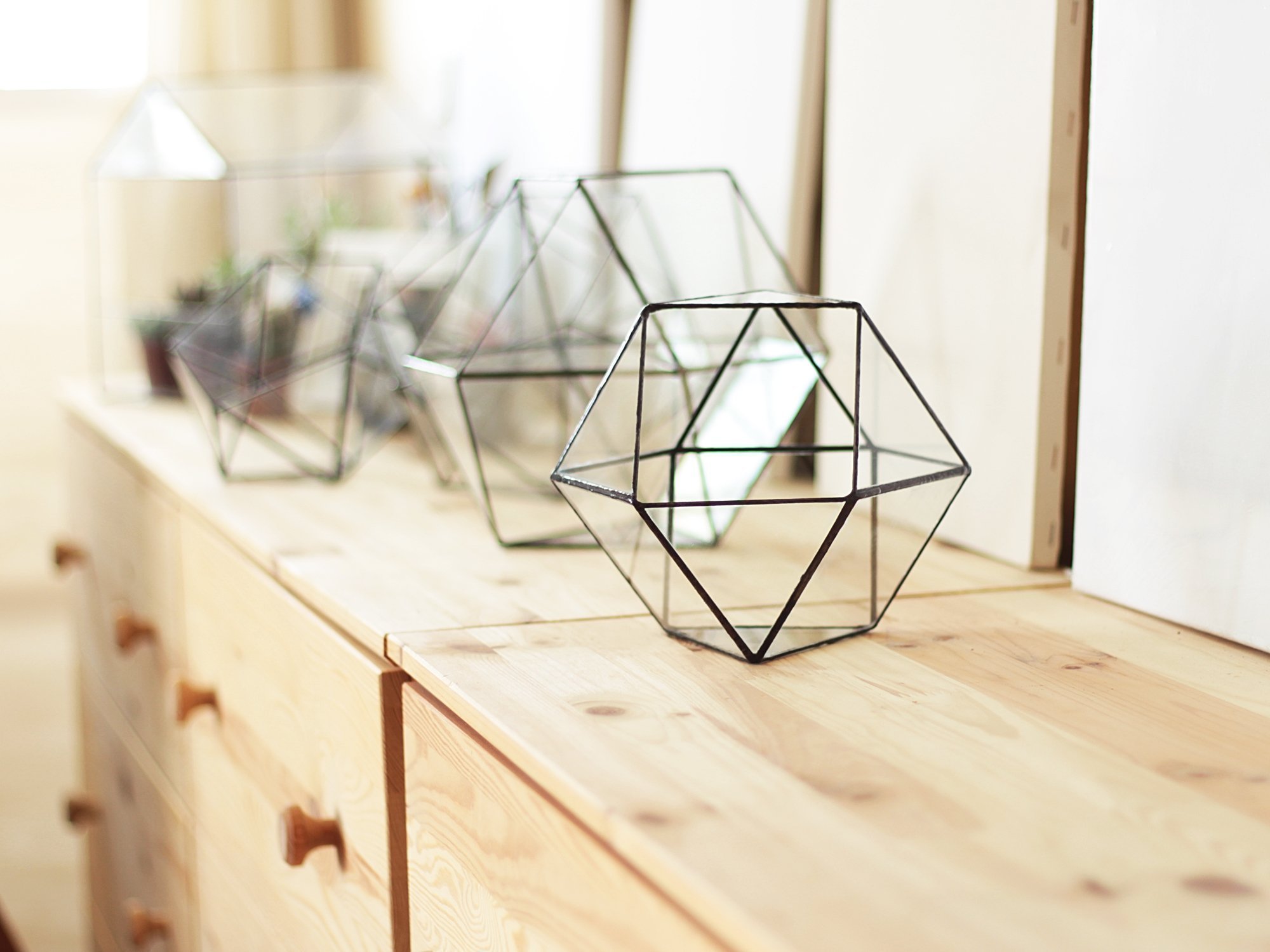 Waen Terrarium Collection - Medium Glass Geometric Terrarium Container (Cuboctahedron) in Copper, Silver & Black | Perfect for Succulents, Air Plants & Home Decor