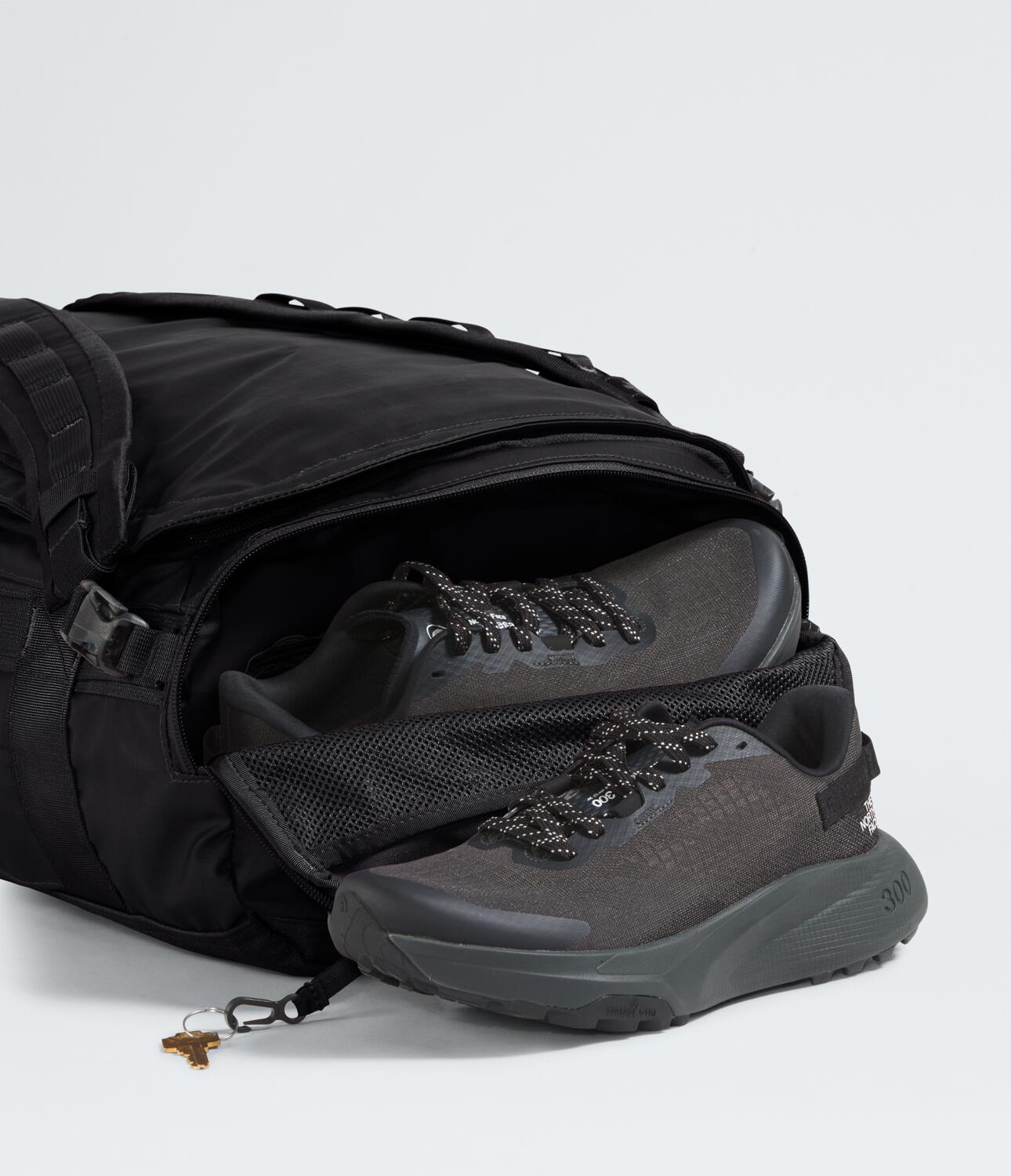 Base Camp Voyager Duffel Bag 32L - Durable Travel Duffel for Outdoor Adventures, Gym & Weekend Getaways - NF0A52RR