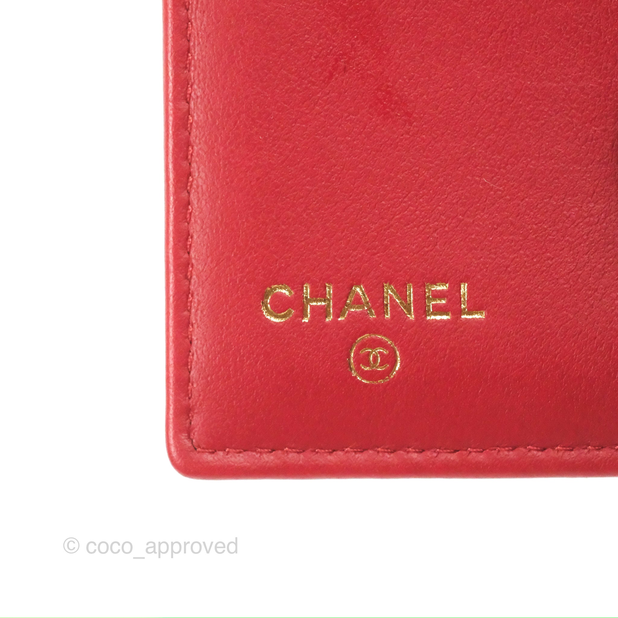 Chanel CC Filigree Short Flap Wallet in Red Caviar Leather with Gold Hardware - Luxury Women's Wallet for Everyday Use & Special Occasions