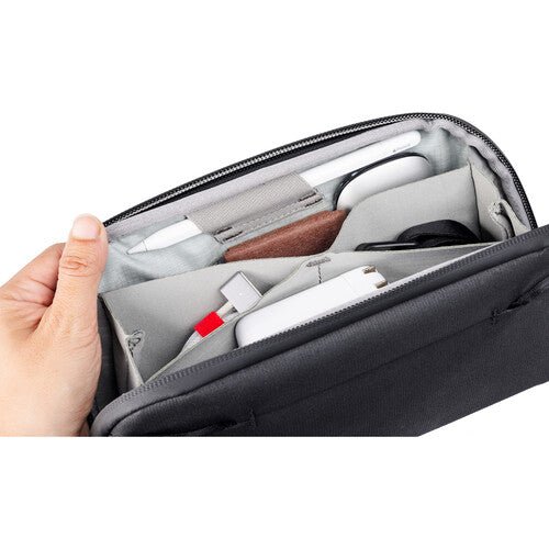 Peak Design Tech Pouch Small Charcoal - Compact Travel Organizer for Cables, Chargers & Accessories - Perfect for Business Trips, Camping & Daily Commute