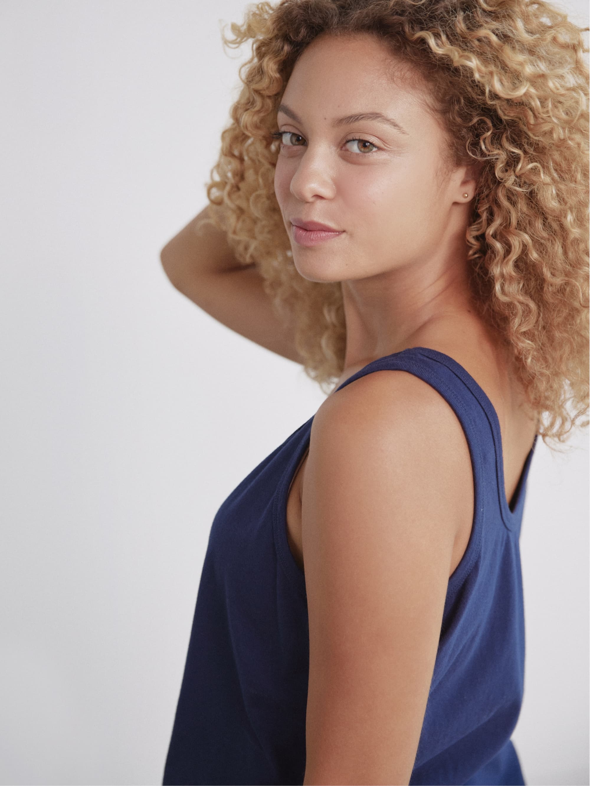 Organic Cotton Scoop Neck Tank Top for Women - Soft Breathable Summer Casual Wear - Perfect for Yoga, Beach & Everyday Outfits
