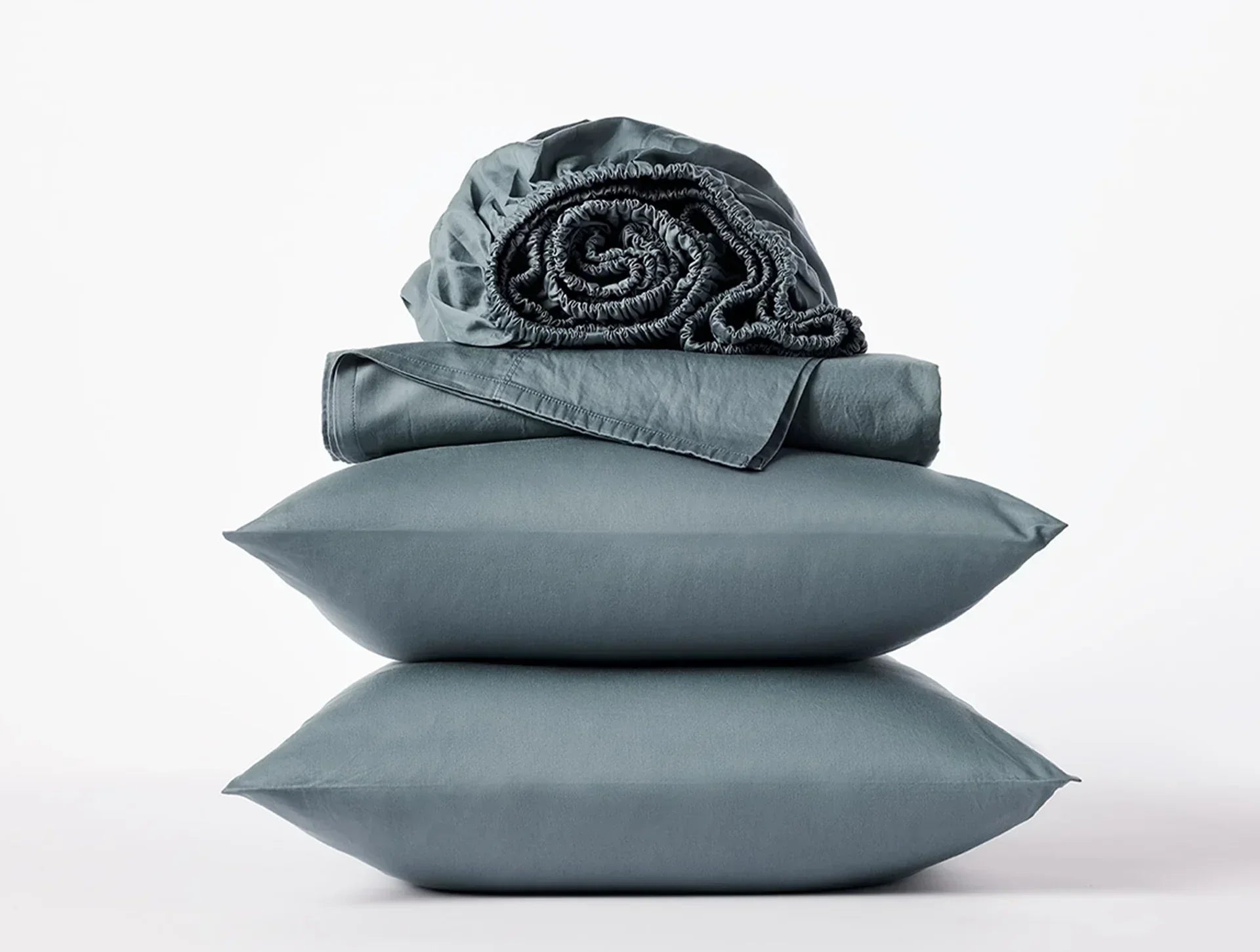 Premium Organic Cotton Sateen Fitted Sheet - Ultra Soft Cloud-Like Comfort for Queen Size Bed - Perfect for Luxury Bedrooms, Guest Rooms & Airbnb Stays