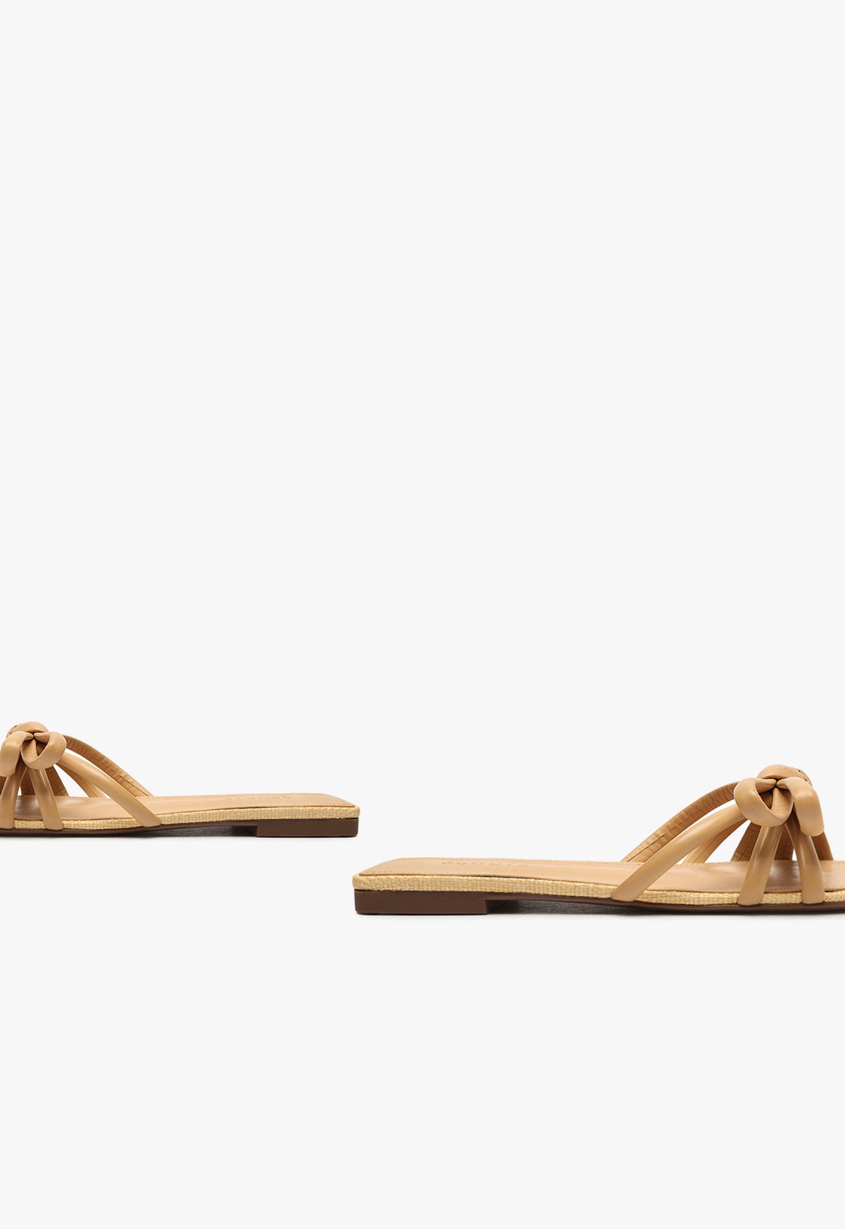 Blossom Lightwood Women's Flat Sandals - Comfortable Summer Casual Shoes for Beach, Walking & Outdoor Activities