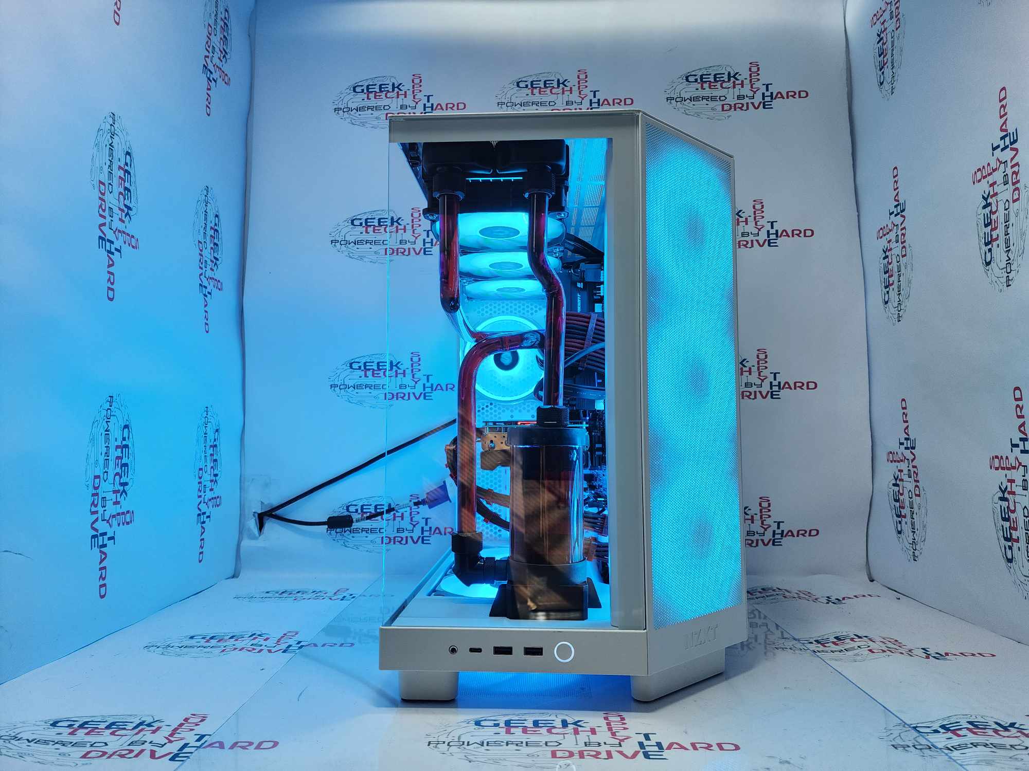 GTech Gaming PC with AMD Ryzen 7 7800X3D, NVIDIA RTX 3080, 32GB DDR5 RAM, 1TB Gen4 NVMe SSD, Water Cooled Hard Piped White - Ultimate Gaming & Streaming Setup for Esports & 4K Gaming