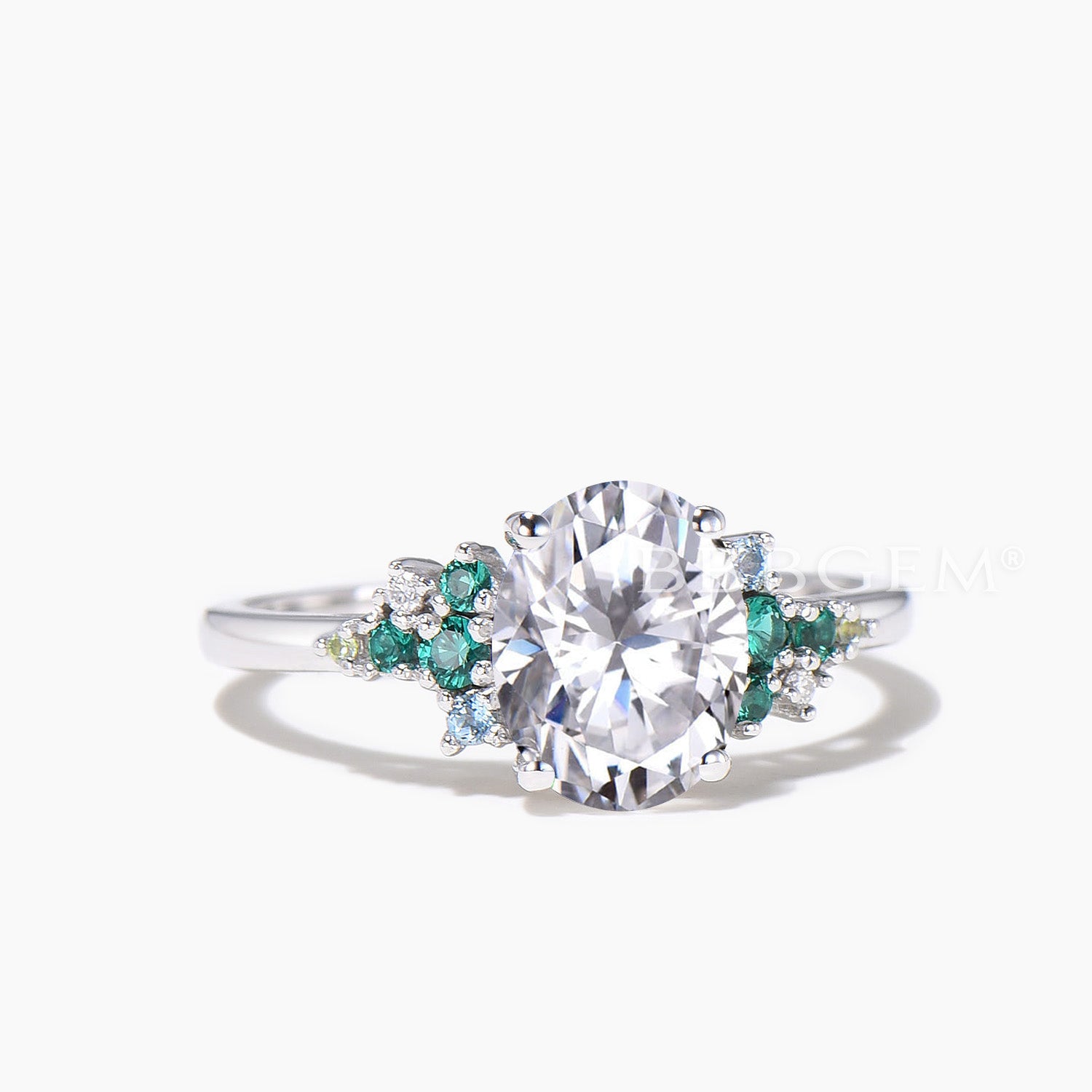 Oval Cut Lab Grown Diamond Engagement Ring with IGI Certification - Cluster Emerald Diamond Wedding Ring for Brides, Anniversary Gifts & Special Occasions
