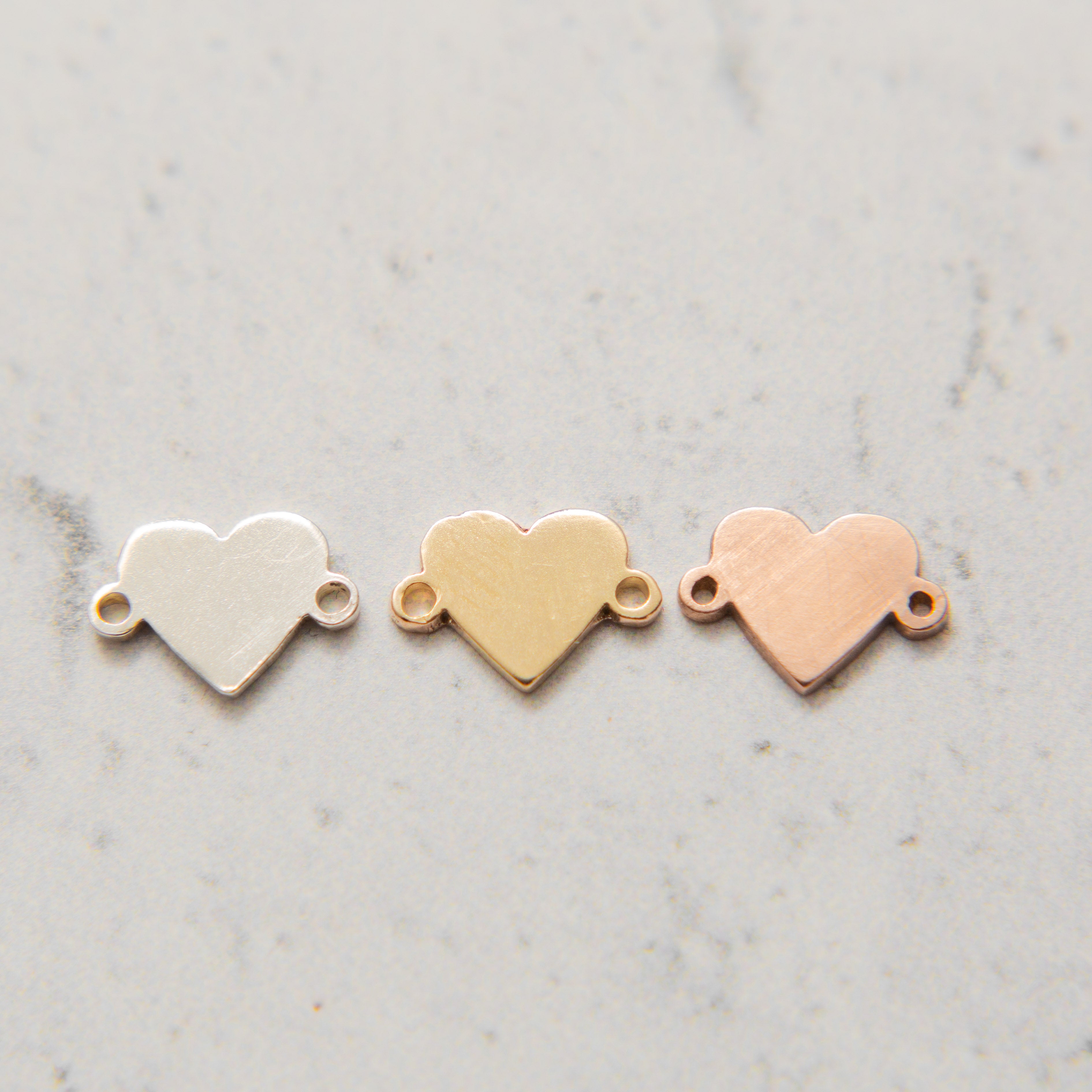 Solid Metal Heart Charm Pendant - Elegant Jewelry for Necklaces & Bracelets - Perfect for Gifts, Anniversaries, and Valentine's Day