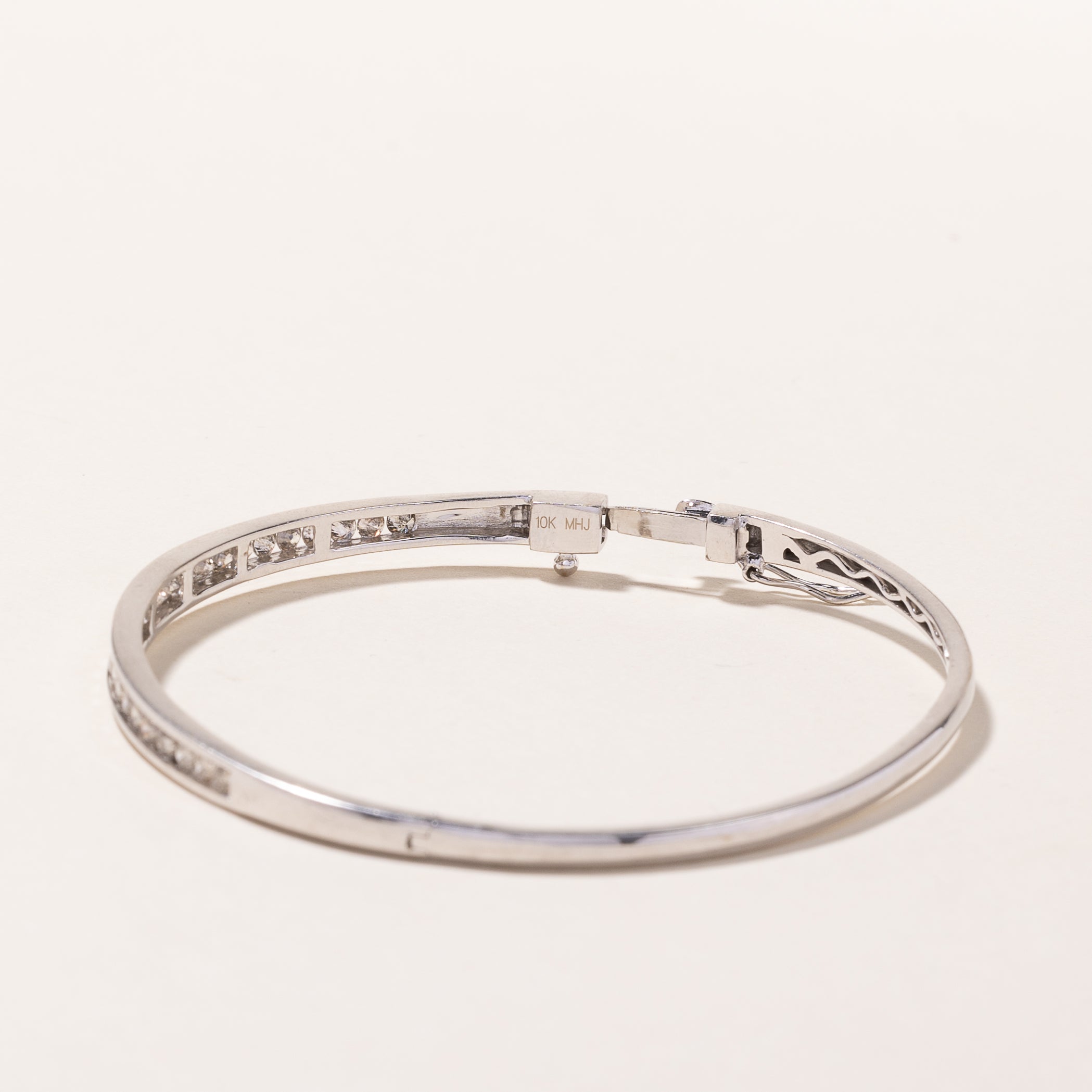 10K White Gold Diamond Bangle Bracelet for Women - 1.37 Carat Total Weight (ctw) - 7 Inches - Elegant Jewelry Gift for Anniversary, Birthday & Special Occasions
