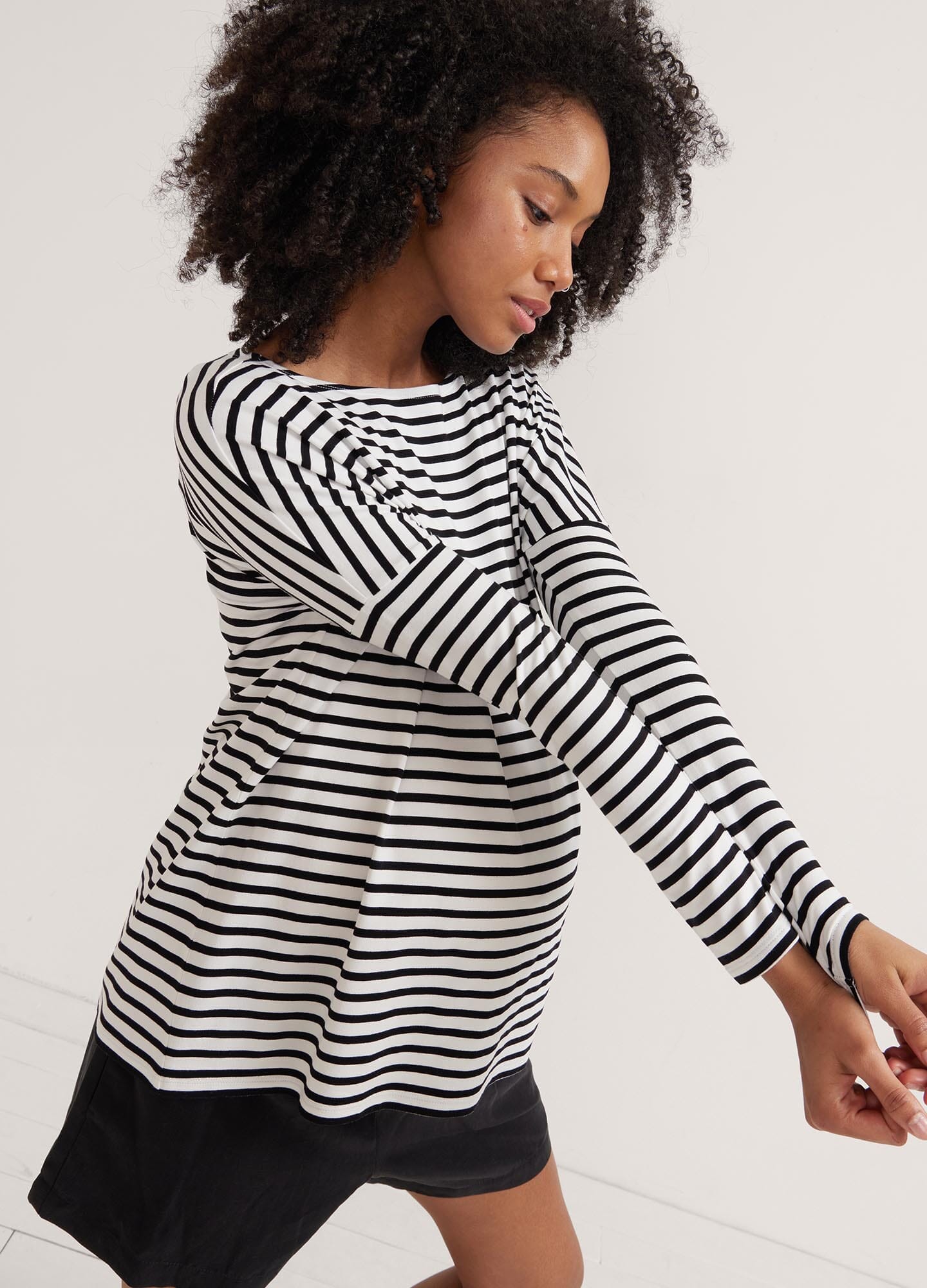 Premium Soft Cotton Long Sleeve T-Shirt for Men & Women - Comfortable Casual Wear for Everyday, Work & Layering