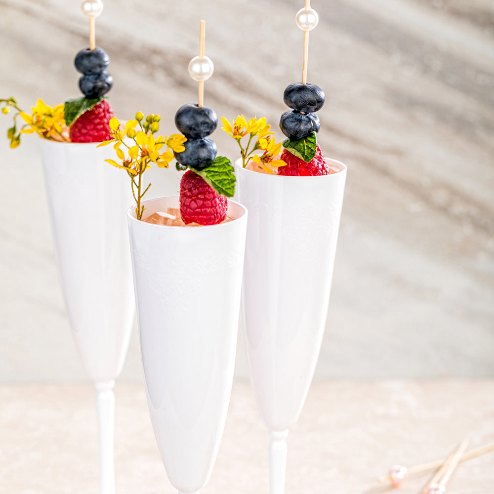 4 oz White Plastic Wedding Champagne Flutes - Set of 100 Disposable Cups (2.25