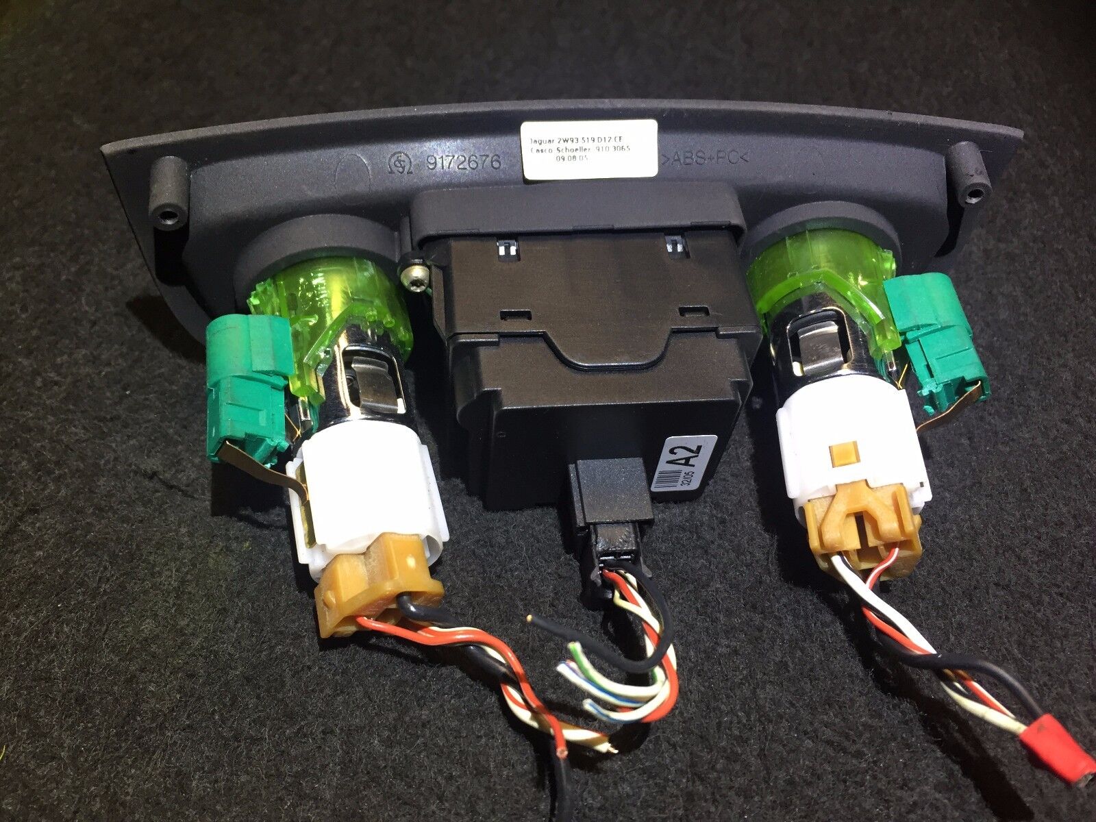 2004-2009 Jaguar XJ8 OEM Heated Rear Seat Switch - Genuine VDP Replacement Part for Comfort & Luxury Driving