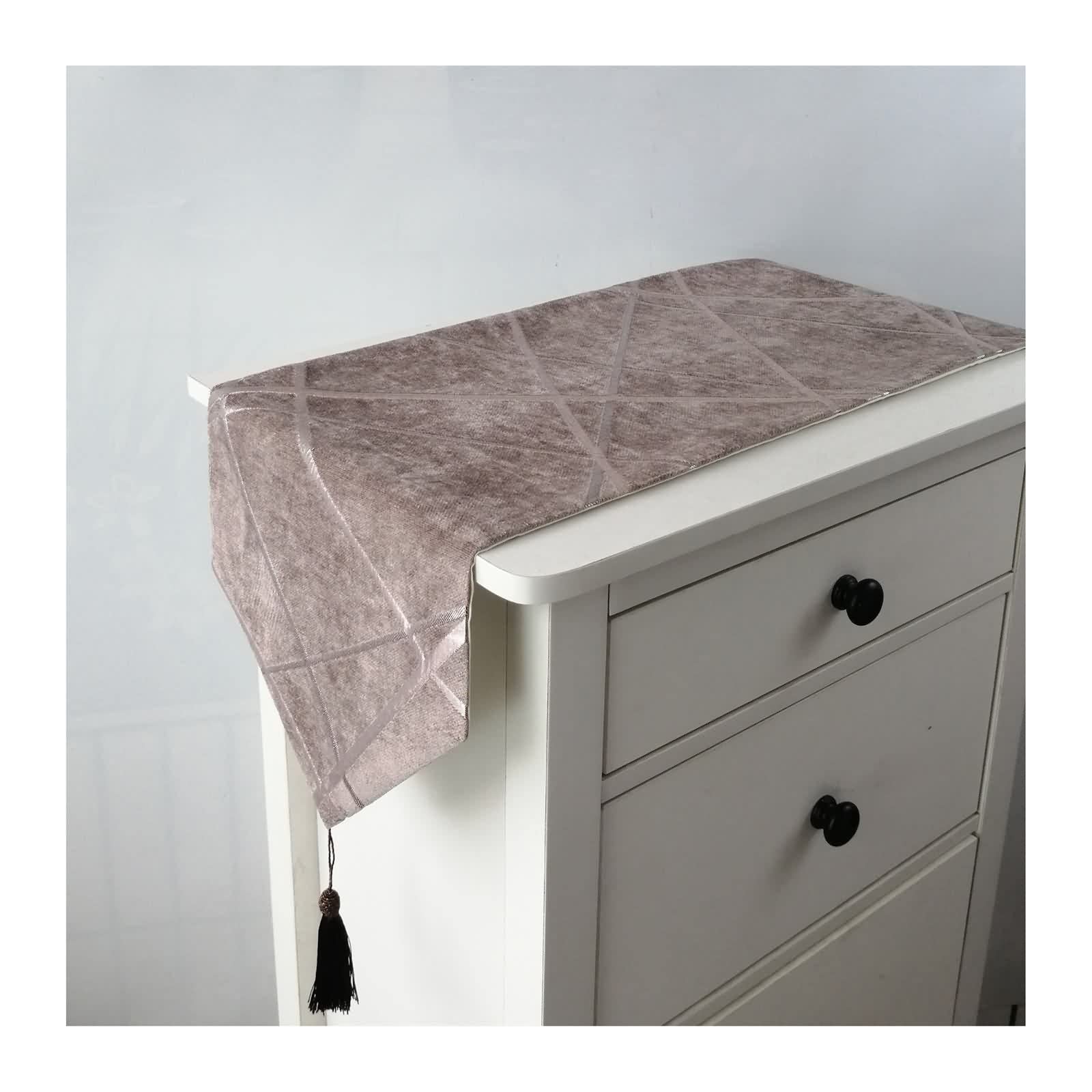 Elegant Hoisy Tiny Table Runner - Burlap Velvet with Simple Geometric Design (108