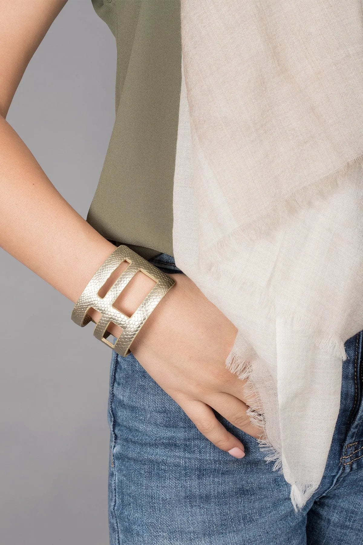 Jaanavar Animal Print Cuff Bracelet for Women - Stylish Boho Fashion Accessory for Parties, Weddings & Everyday Wear