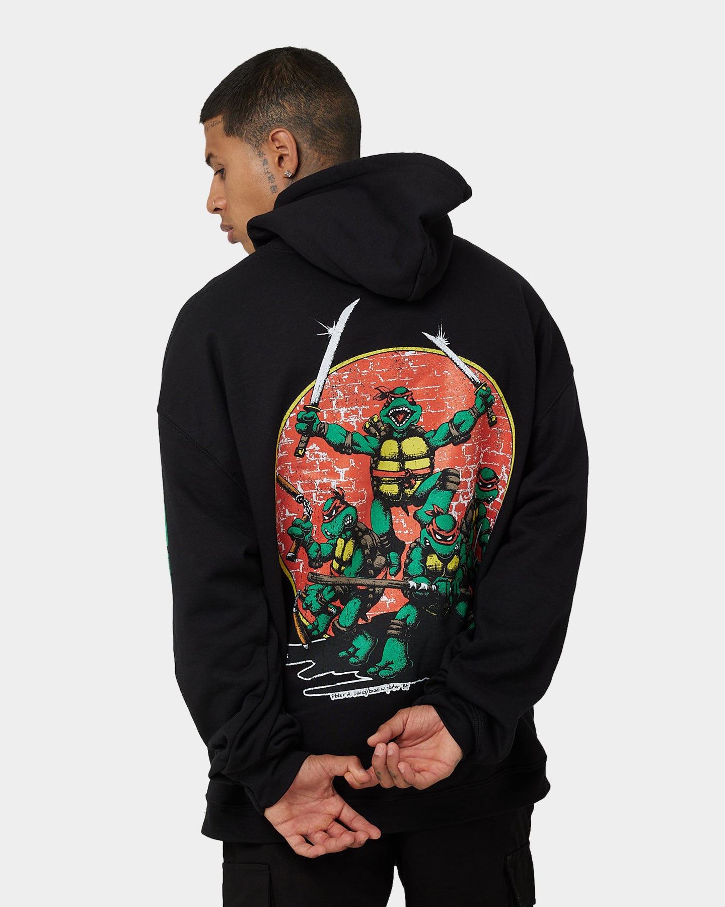 Original Vintage Teenage Mutant Ninja Turtles Hoodie - Black TMNT Graphic Pullover Sweatshirt for Men & Women - Perfect for Cosplay, Comic Con & Streetwear Fashion