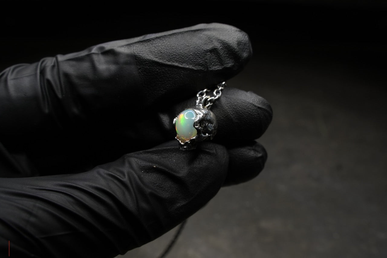 Opal Space Skull Necklace - Unique Gothic Jewelry for Women & Men | Perfect for Halloween, Cosplay, and Alternative Fashion