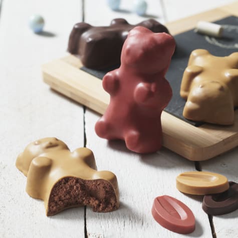 VALRHONA Premium Strawberry Chocolate Couverture Bar - Gourmet Baking & Dessert Making - Perfect for Valentine's Day Gifts, Wedding Favors & Chocolate Dipping