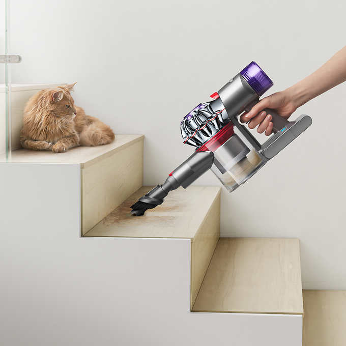 Dyson V8 Animal Extra Cordless Stick Vacuum Cleaner - Powerful Suction for Pet Hair & Home Cleaning | Ideal for Hard Floors & Carpets | Lightweight & Easy to Use