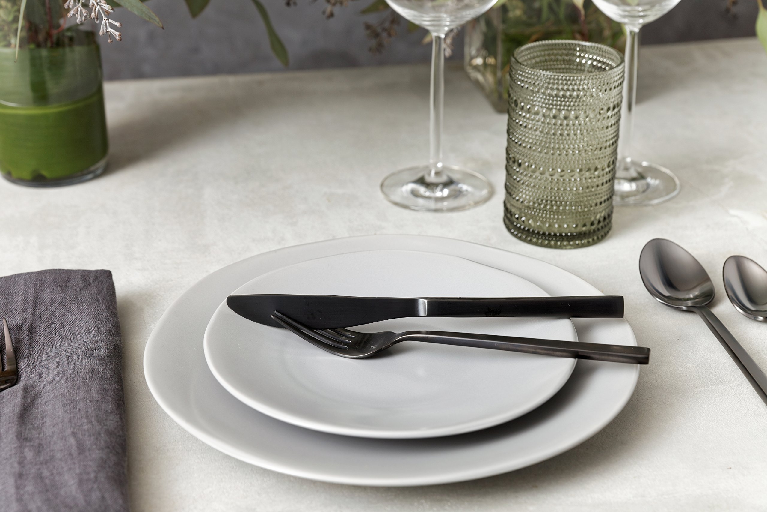 Fortessa Vitraluxe Heirloom Bread & Butter Plates - Set of 4, 6.25-Inch Elegant Dinnerware in Linen White - Perfect for Formal Dining, Tea Parties & Special Occasions