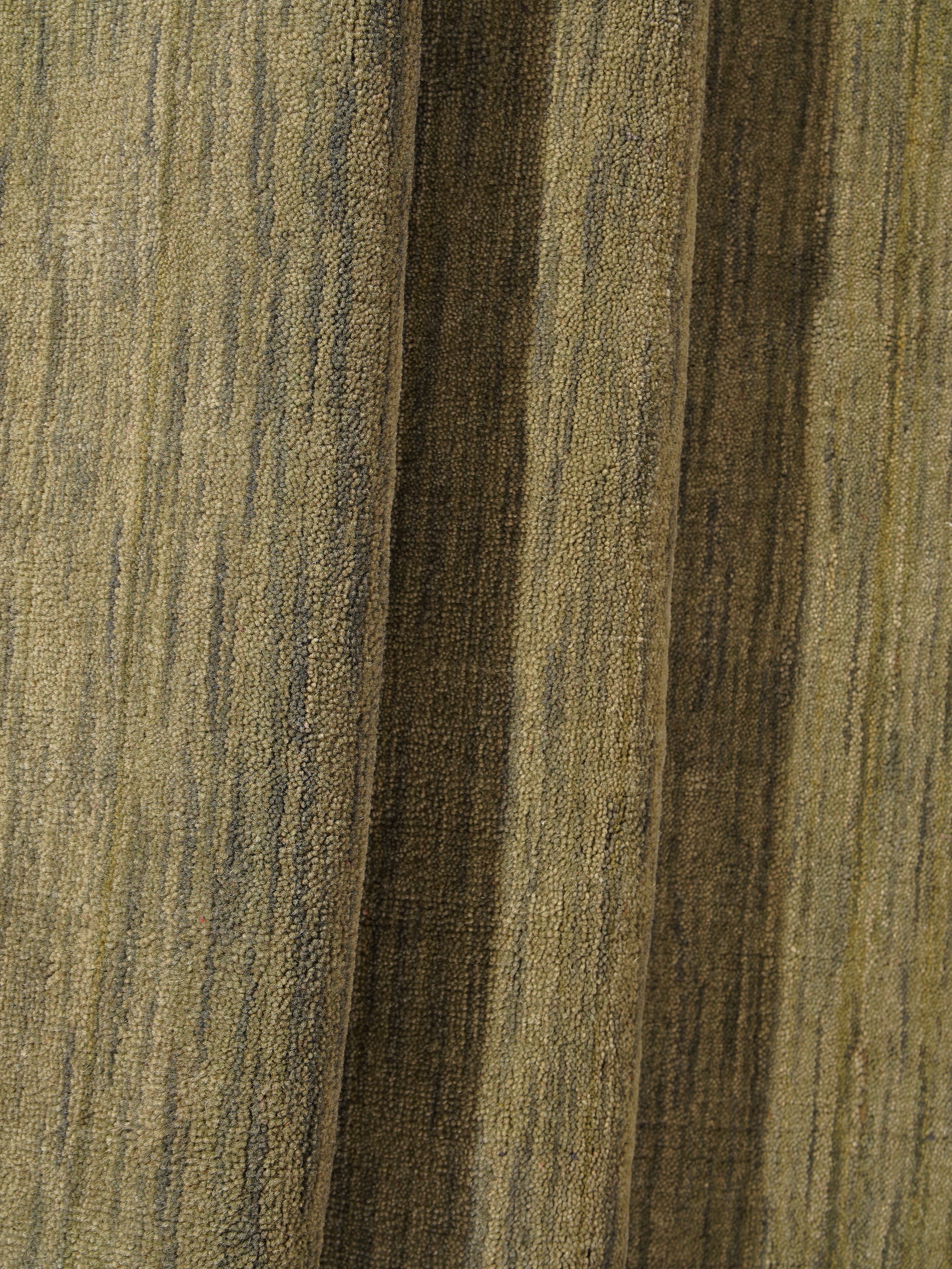 Silken Premium Hand Knotted Wool Rug - Luxurious Soft Persian Style Area Carpet for Living Room, Bedroom & Home Decor