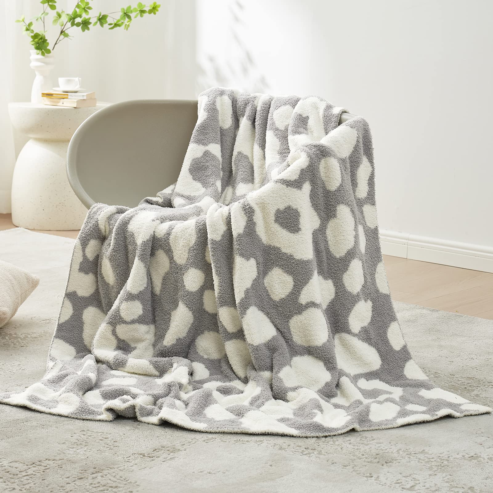 Snuggle Sac Reversible Leopard Print Blanket - Super Soft & Cozy Knit Throw for Bed, Sofa, Couch - Fuzzy Plush Lightweight Twin Size 60x80 Inches - Perfect for Lounging, Movie Nights & Winter Warmth