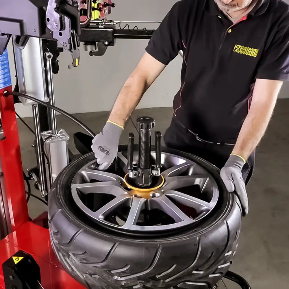 Corghi AM5000 Touchless Tire Changer with BPT Helper Arm - Professional Wheel Service Equipment for Auto Shops & Tire Centers