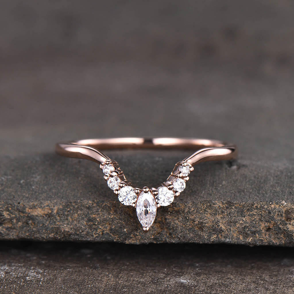 Moissanite Wedding Band Lucia 14K/18K Rose Gold Ring for Women - Elegant Engagement & Anniversary Jewelry Gift